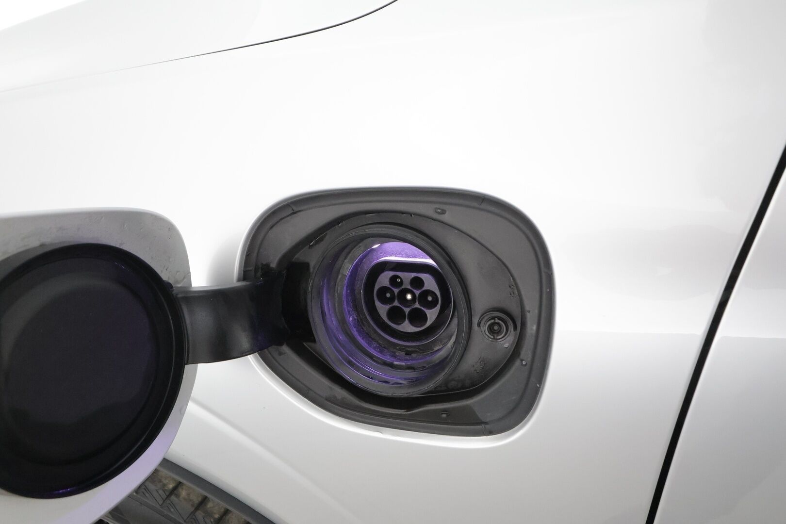 Volvo XC60 2021 T8 TwE AWD R-Design aut - Panorama | Bowers&Wilkins | Webasto | Koukku | ACC | Full-LED | 360-Kamera | Nahka-Alcantara Muistipenkki 
