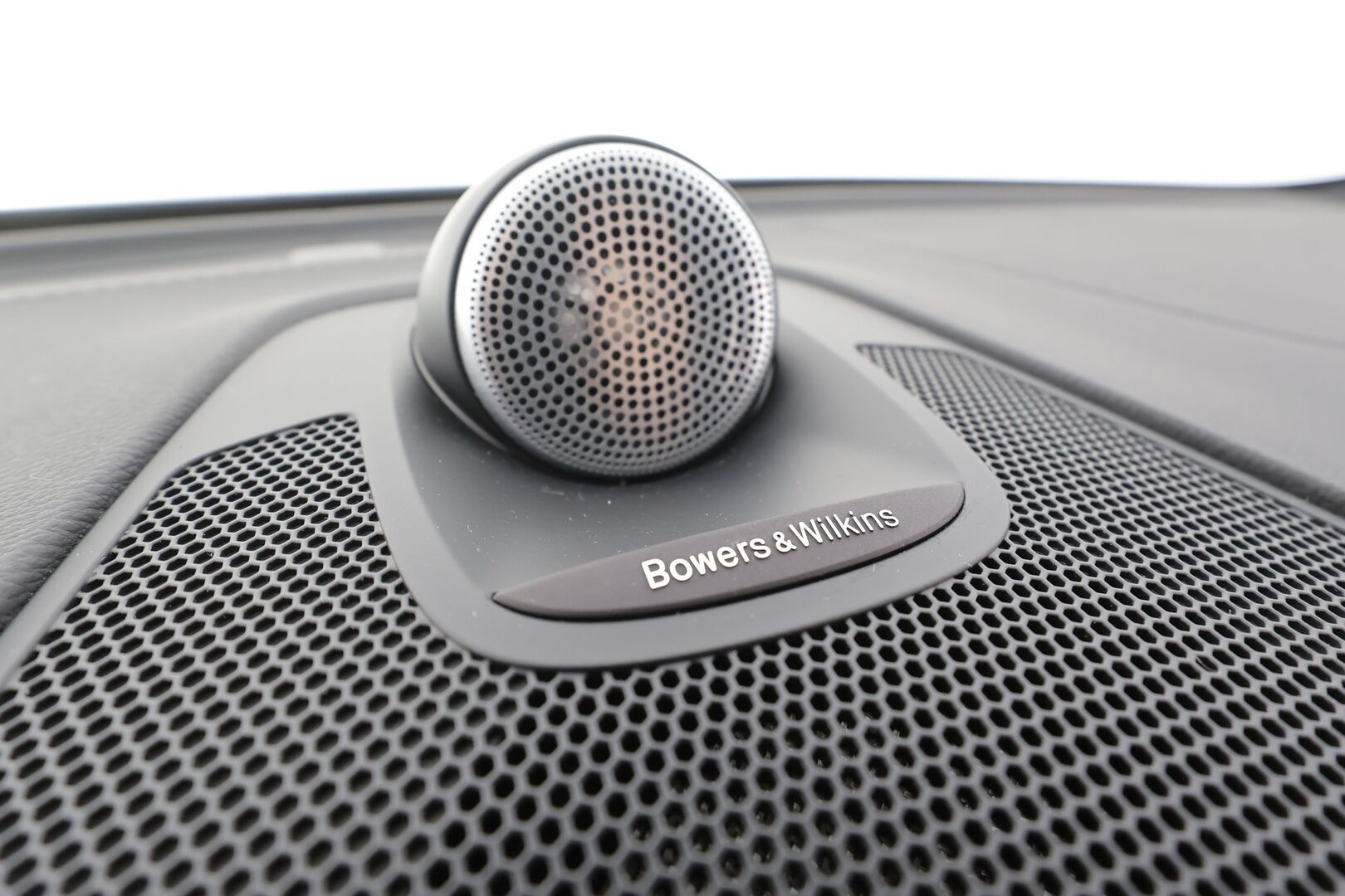 Volvo XC60 2021 T8 TwE AWD R-Design aut - Panorama | Bowers&Wilkins | Webasto | Koukku | ACC | Full-LED | 360-Kamera | Nahka-Alcantara Muistipenkki 