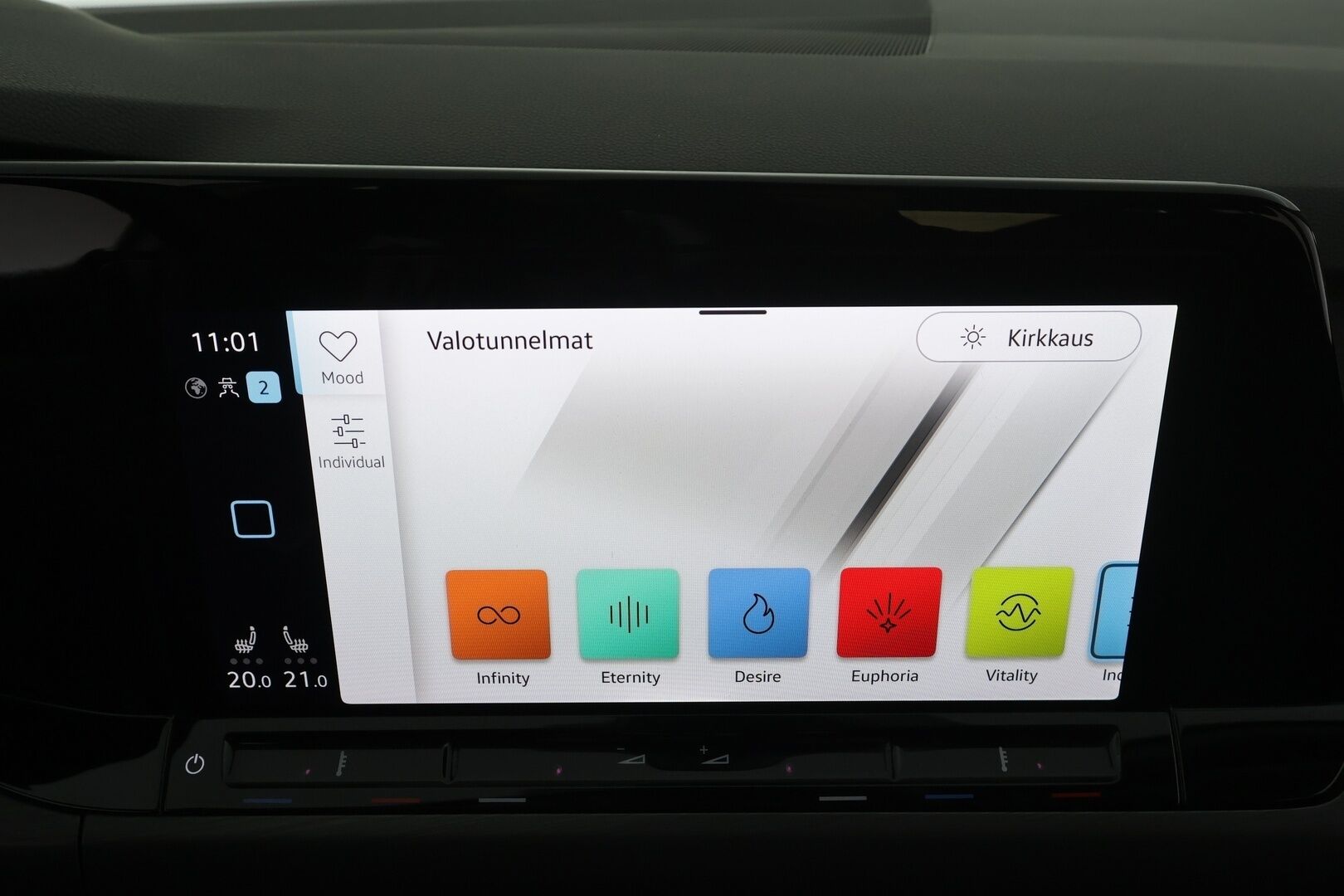 Volkswagen Golf 2022 Variant Style Business 2,0 TSI 140 kW 4MOTION DSG * ACC / Webasto / Muistipenkki / Koukku / LED / Apple & Android * - 1.om Suomi-auto / Merkkihuollettu / Kahdet renkaat