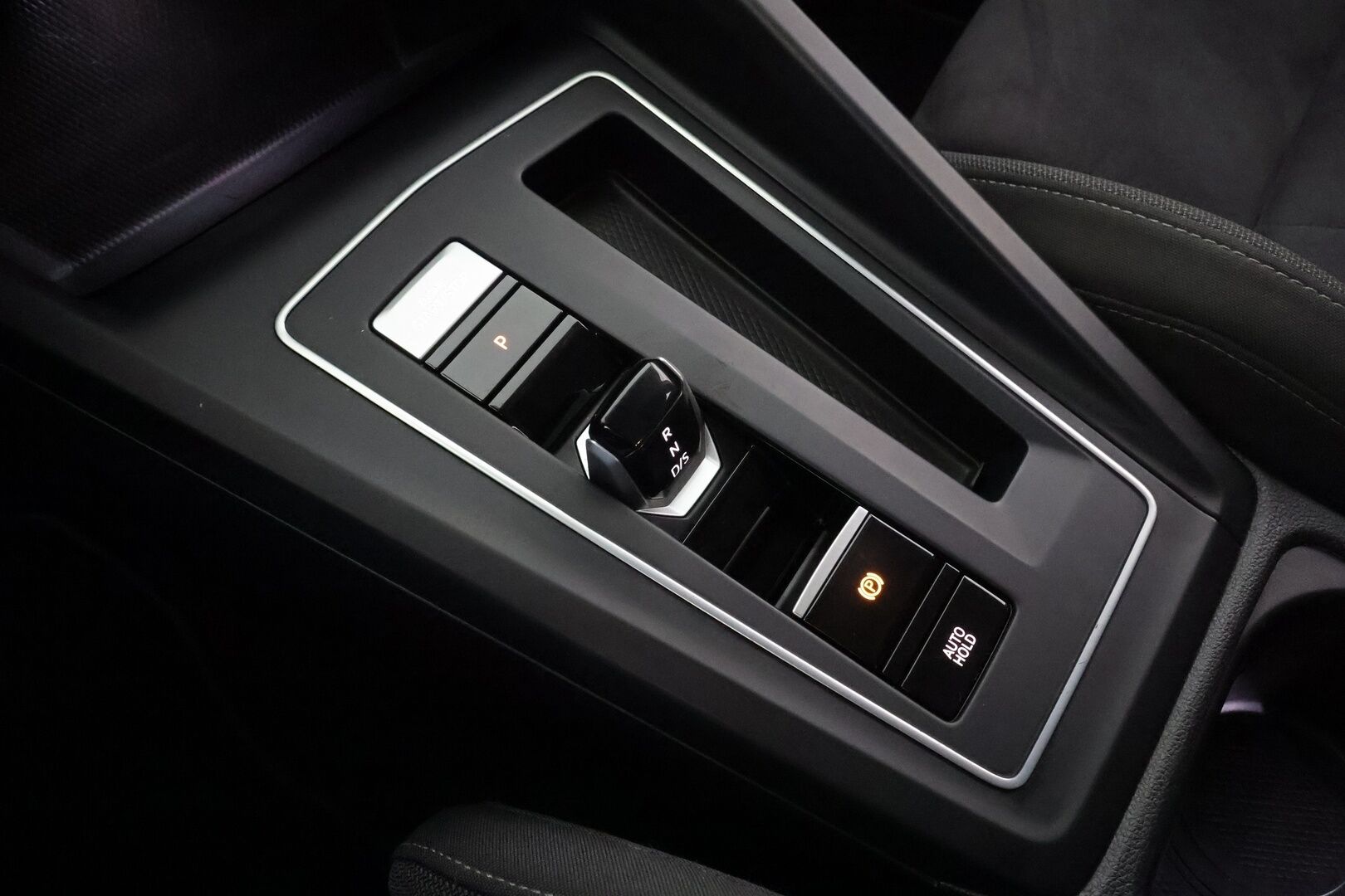 Volkswagen Golf 2022 Variant Style Business 2,0 TSI 140 kW 4MOTION DSG * ACC / Webasto / Muistipenkki / Koukku / LED / Apple & Android * - 1.om Suomi-auto / Merkkihuollettu / Kahdet renkaat