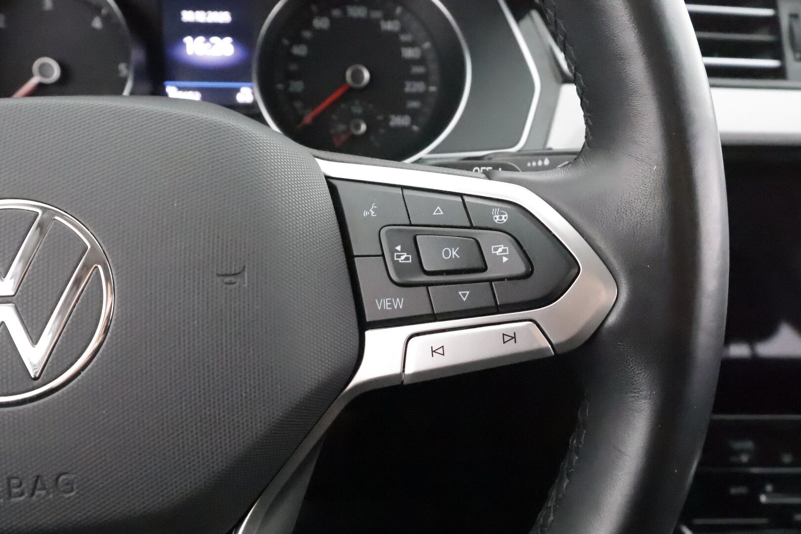 Volkswagen Passat 2022 Style Business 2,0 TDI 110kW DSG * ACC / Webasto / P-Kamera / Koukku / LED * - 1.om Suomi-auto / 2x vanteet / Keyless - HULLUT AVAJAISHULINAT KORKOTARJOUS 3,29 %