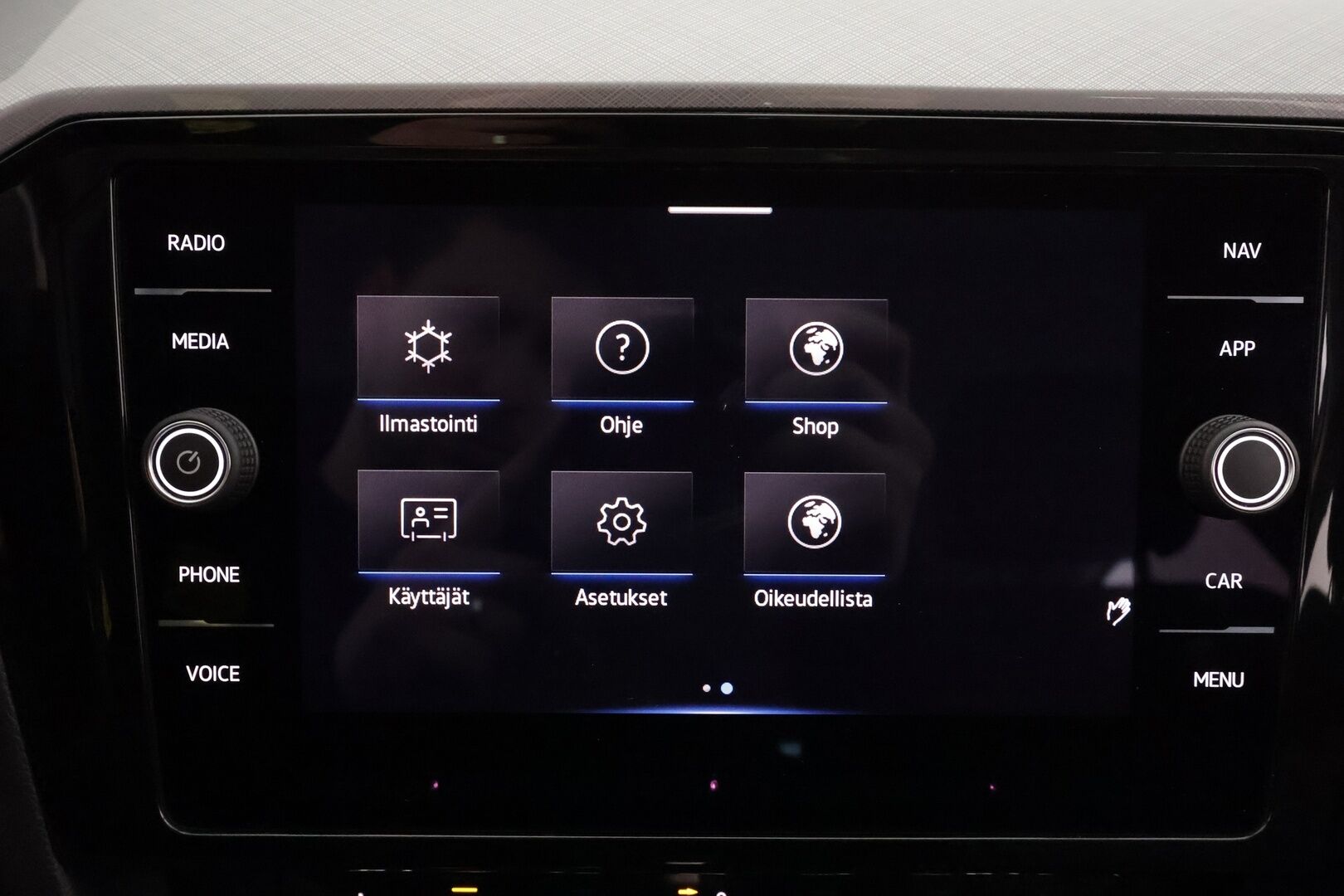 Volkswagen Passat 2022 Style Business 2,0 TDI 110kW DSG * ACC / Webasto / P-Kamera / Koukku / LED * - 1.om Suomi-auto / 2x vanteet / Keyless