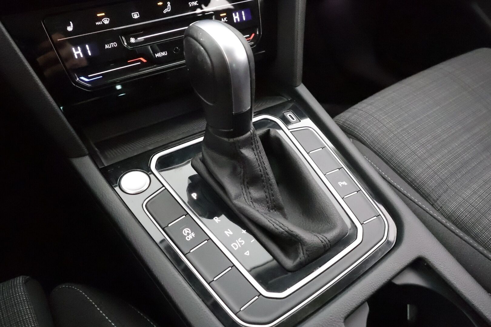 Volkswagen Passat 2022 Style Business 2,0 TDI 110kW DSG * ACC / Webasto / P-Kamera / Koukku / LED * - 1.om Suomi-auto / 2x vanteet / Keyless - HULLUT AVAJAISHULINAT KORKOTARJOUS 3,29 %