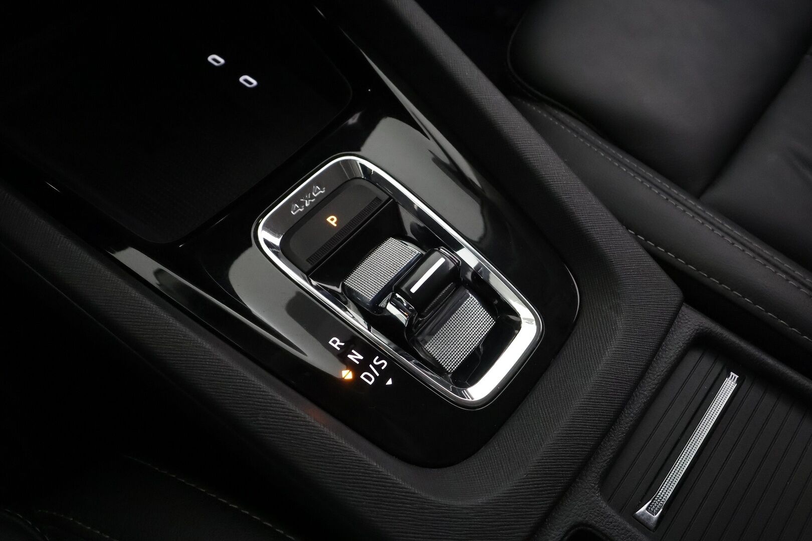 Skoda Octavia 2022 Combi 2.0 TDI 150 4x4 Style DSG * ACC / P.kamera / Matrix LED / Webasto / Koukku / Navi / Nahat / KeylessGo * - 1.Om Suomi-auto / Kahdet renkaat aluvanteilla