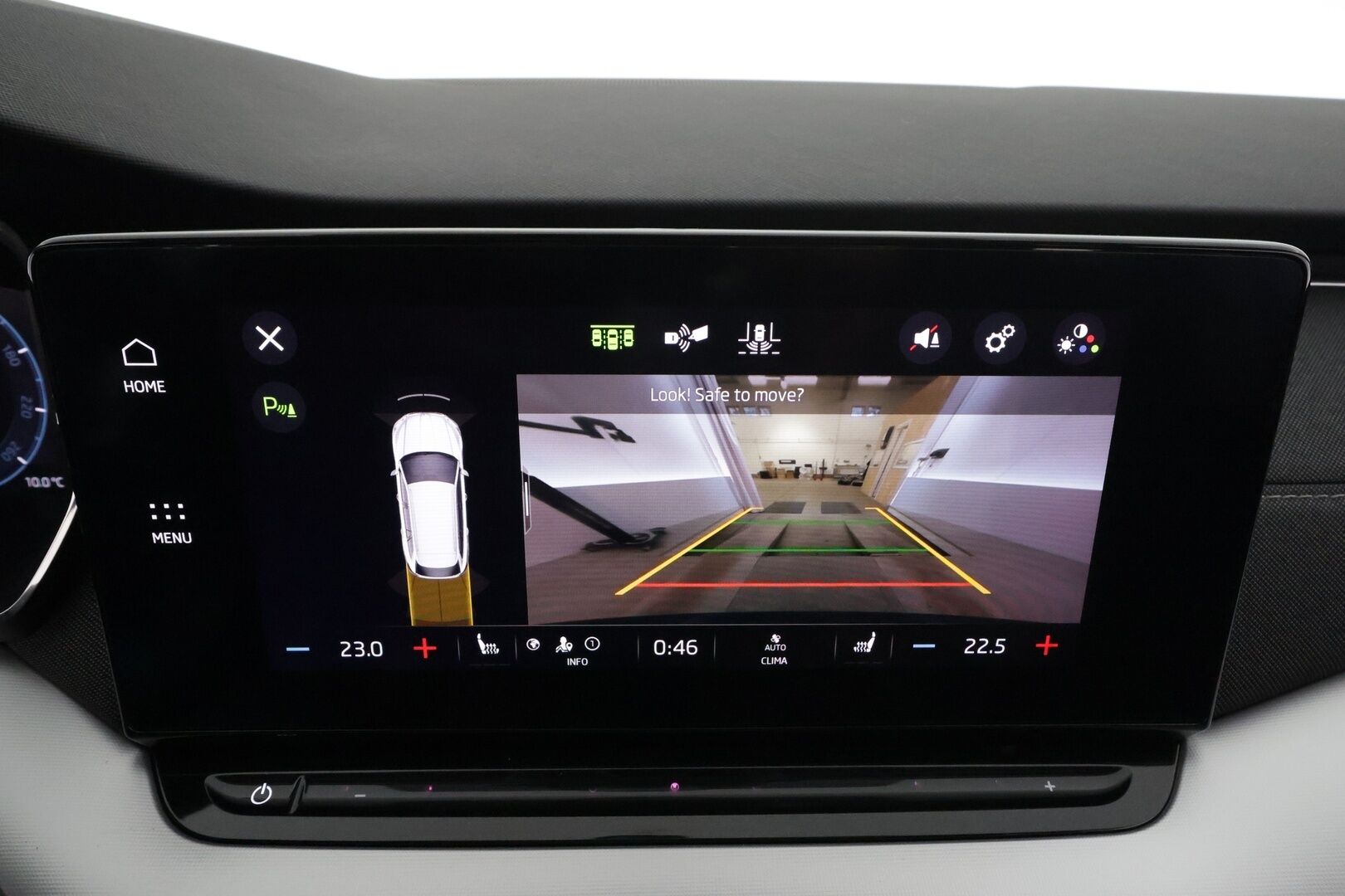 Skoda Octavia 2022 Combi 2.0 TDI 150 4x4 Style DSG * ACC / P.kamera / Matrix LED / Webasto / Koukku / Navi / Nahat / KeylessGo * - 1.Om Suomi-auto / Kahdet renkaat aluvanteilla