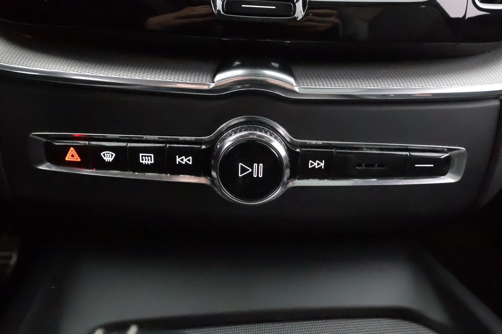 Volvo XC60 2022 T6 TwE AWD Business R-Design Edition aut. * ACC / P.kamera / Panorama / LED / Navi / Muistipenkki / Webasto / Facelift * - 1.Om Suomi-auto / Kahdet renkaat aluvanteilla - Osta nyt, maksa vasta ensi vuonna