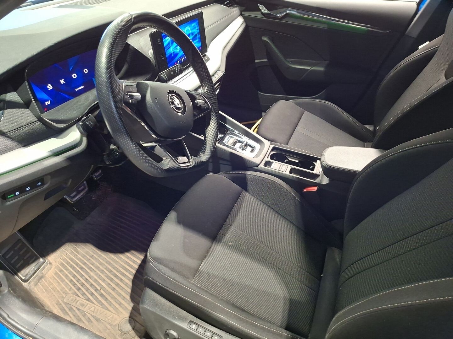 Skoda Octavia 2021 Combi 1,4 TSI PHEV Style iV DSG Autom. - Webasto | Adapt.Vakkari | Canton | Peruutuskamera | Keyless | Ratinlämmitin | SmartLink | Suomiauto