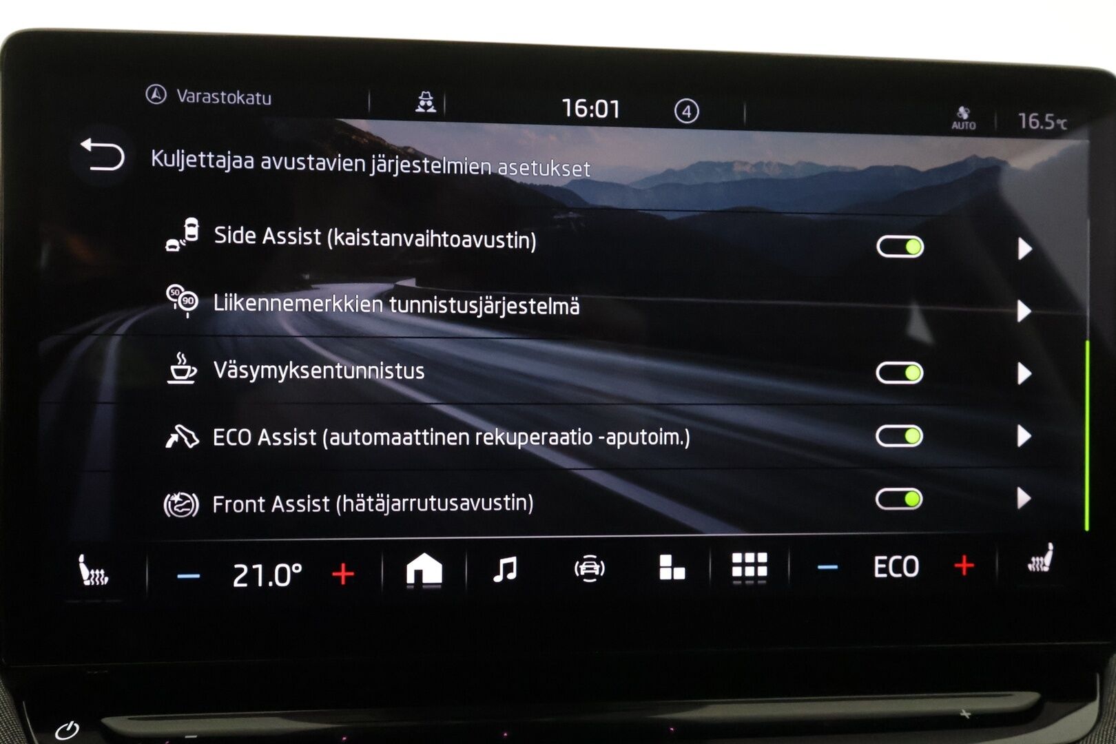 Skoda Enyaq 2022 80 Launch Edition iV - | ILP | ACC | LED | P.Kamera | Navi | Kaistavahti | Keyless | 1-om Suomi-auto | Kahdet renkaat | Merkkihuollot |