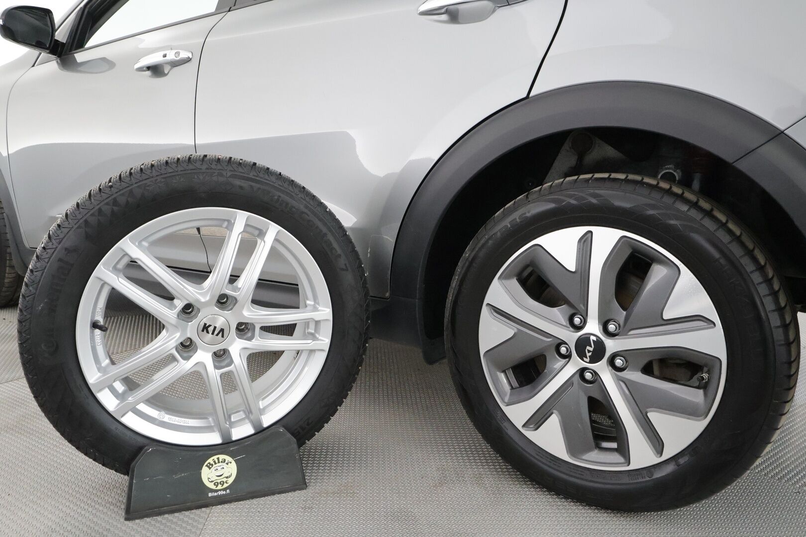 Kia Niro Electric 2022 EX 64 kWh 204 hv - | ACC | ILP | LED | Puolinahat | P.kamera | Lane Assist | Navi | Keyless | Lämm. ratti | Ambient light | Apple & Android | 2x renkaat aluin | Suomiauto |