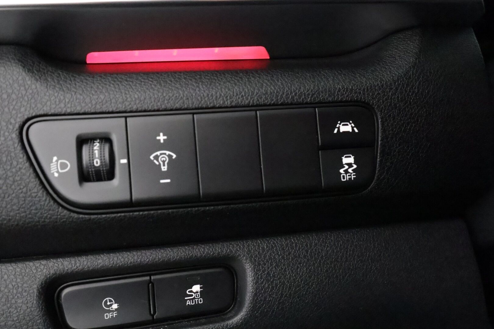 Kia Niro Electric 2022 EX 64 kWh 204 hv - | ACC | ILP | LED | Puolinahat | P.kamera | Lane Assist | Navi | Keyless | Lämm. ratti | Ambient light | Apple & Android | 2x renkaat aluin | Suomiauto |