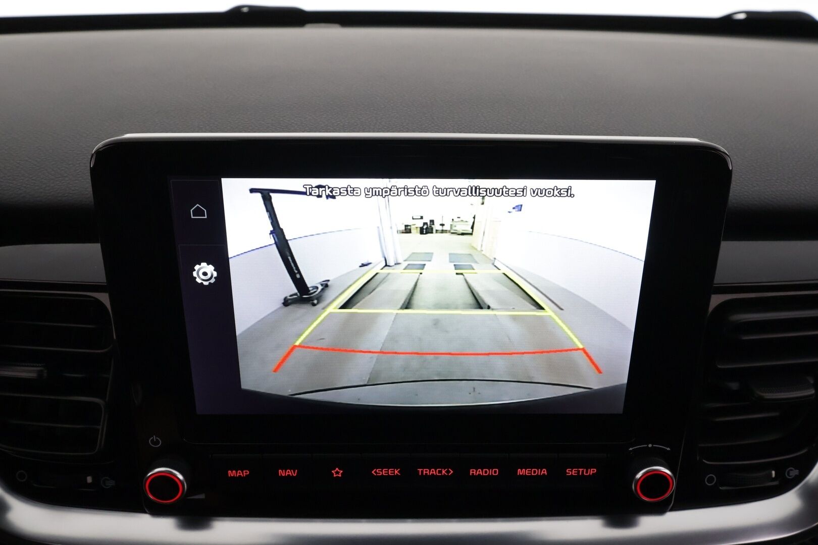 Kia Stonic 2022 1,0 T-GDI Mild-Hybrid 120hv GT-Line DCT * ACC / P.Kamera / Navi / Lohko + Sisäpistoke / LED / BILS * - Suomi-auto / Merkkihuollot / Kahdet renkaat aluvanteilla