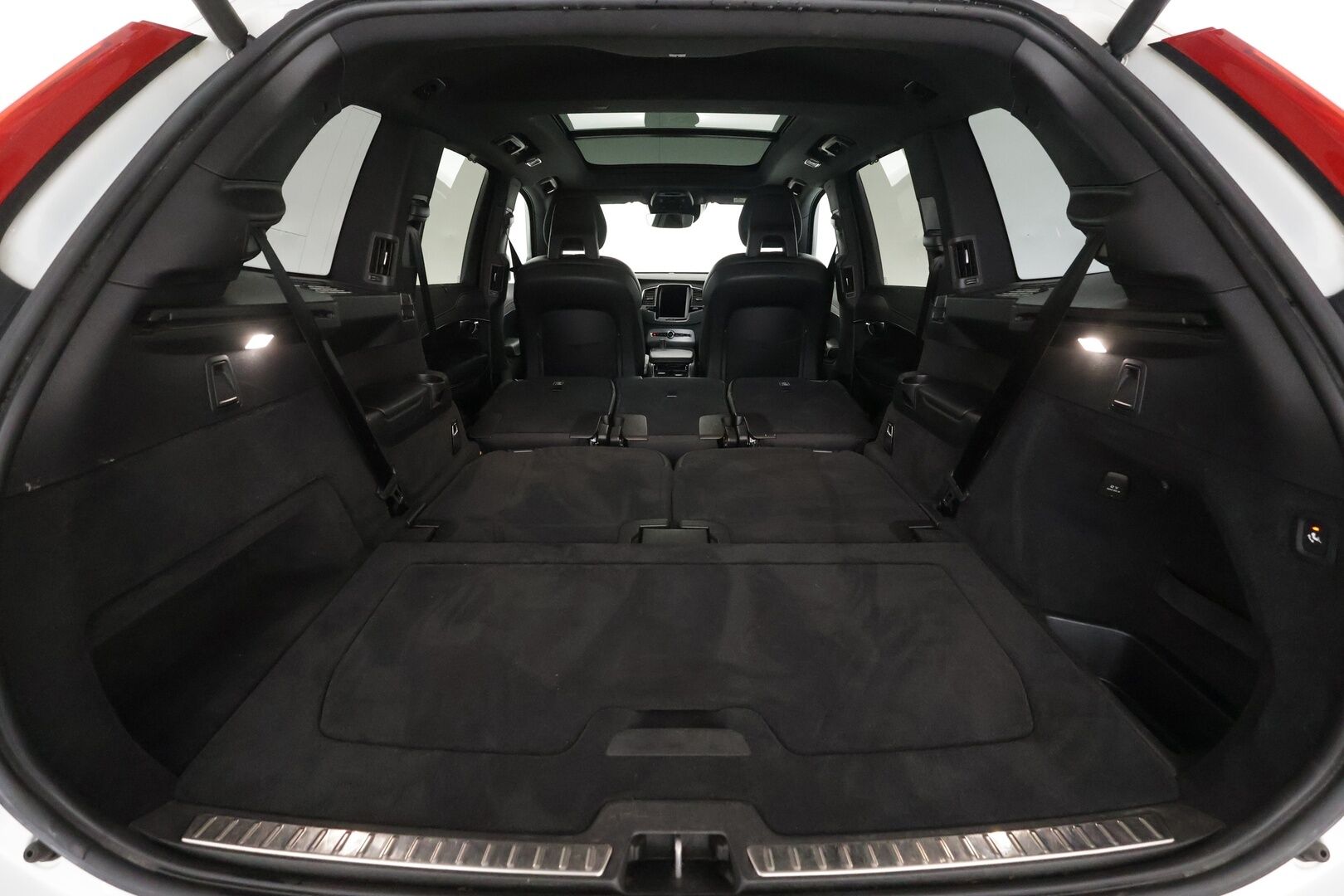 Volvo XC90 2022 T8 TwE AWD R-Design aut - | ACC | Webasto | Koukku | Panorama | Sporttipenkit muistilla | Nahka-alcantara | P.kamera | BLIS | Pilot Assist | Keyless | 1-om suomiauto | ALV | 