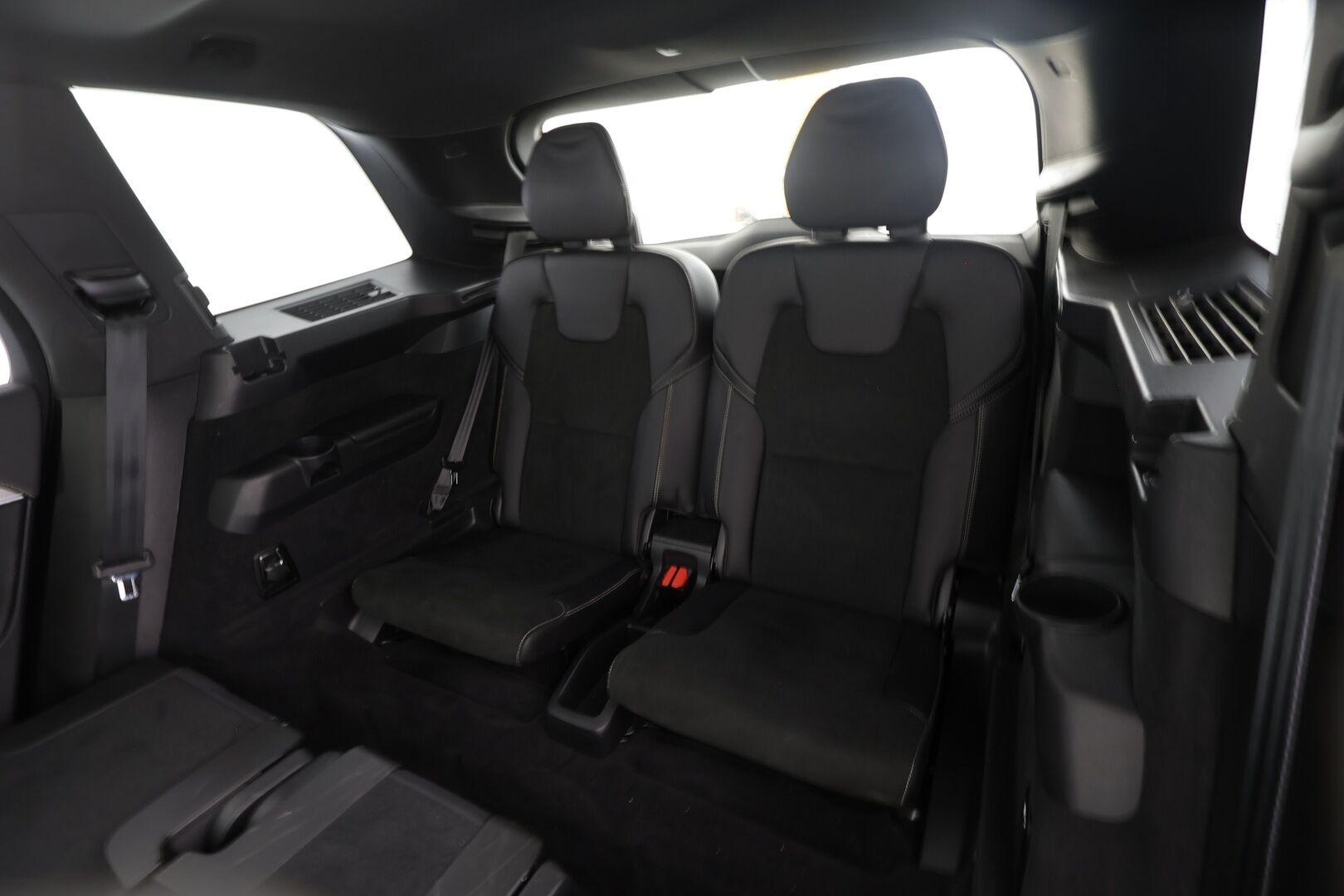 Volvo XC90 2022 T8 TwE AWD R-Design aut - | ACC | Webasto | Koukku | Panorama | Sporttipenkit muistilla | Nahka-alcantara | P.kamera | BLIS | Pilot Assist | Keyless | 1-om suomiauto | ALV | 