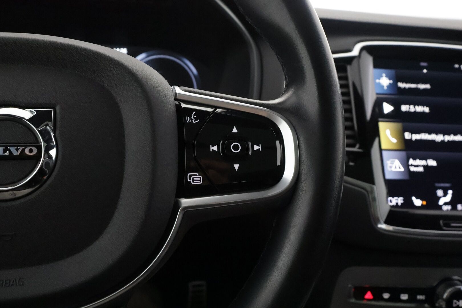 Volvo XC90 2022 T8 TwE AWD R-Design aut - | ACC | Webasto | Koukku | Panorama | Sporttipenkit muistilla | Nahka-alcantara | P.kamera | BLIS | Pilot Assist | Keyless | 1-om suomiauto | ALV | 