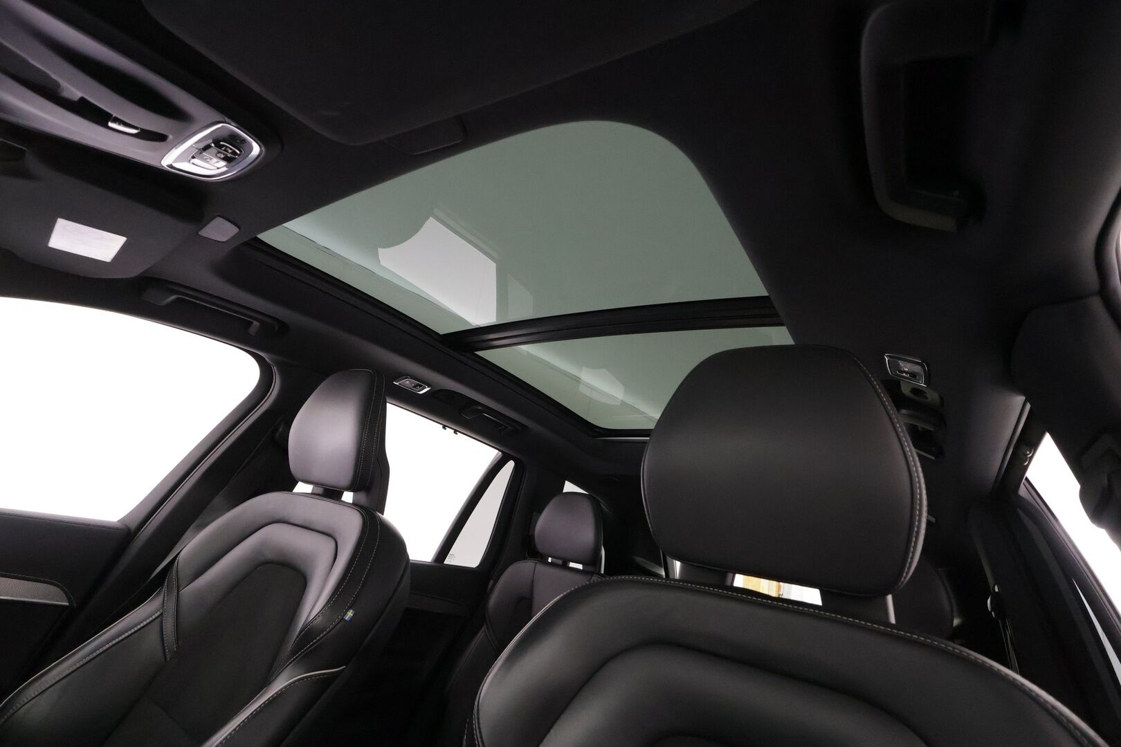 Volvo XC90 2022 T8 TwE AWD R-Design aut - | ACC | Webasto | Koukku | Panorama | Sporttipenkit muistilla | Nahka-alcantara | P.kamera | BLIS | Pilot Assist | Keyless | 1-om suomiauto | ALV | 