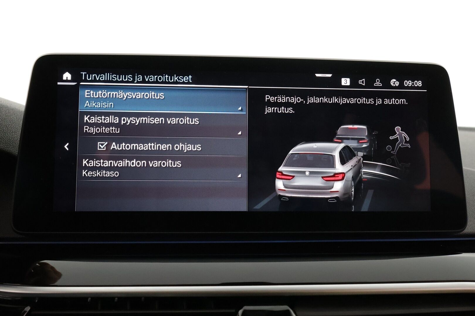 BMW 530 2022 G31 Touring 530e xDrive A Charged Edition - 3,99 % KORKOTARJOUS TÄHÄN AUTOON - 1.Om Suomi-auto / Adapt.Vakkari / Nahkasisusta / P.kamera / Comfort access 