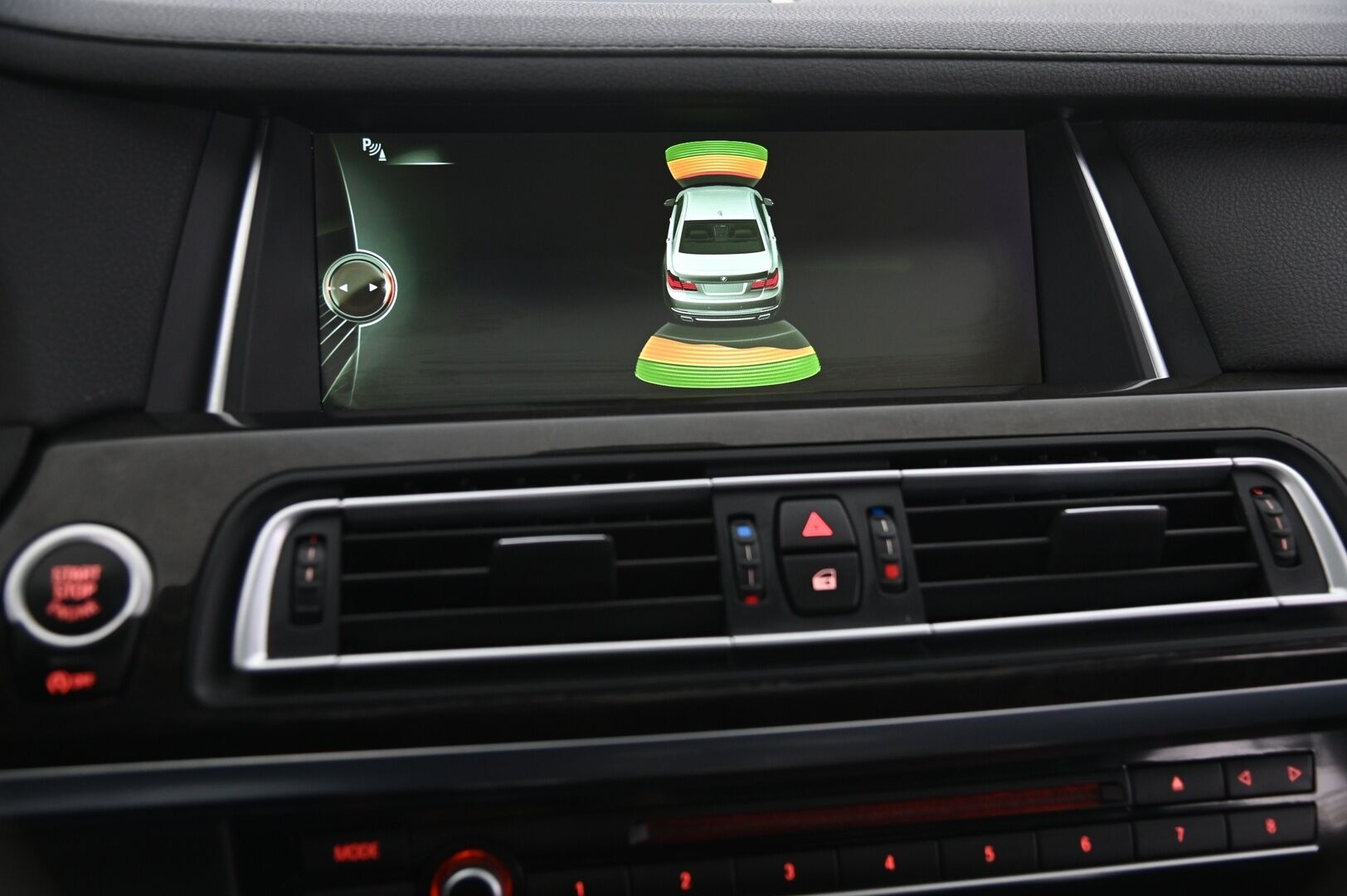 BMW 750d 2013 F02 Sedan 750dL TwinPower Turbo A xDrive M-Sport*HUD / ACC / Digimittaristo / kattoluukku / - *Webasto / Hifi / Soft Close* - HULLUT AVAJAISHULINAT KORKOTARJOUS 3,29 %