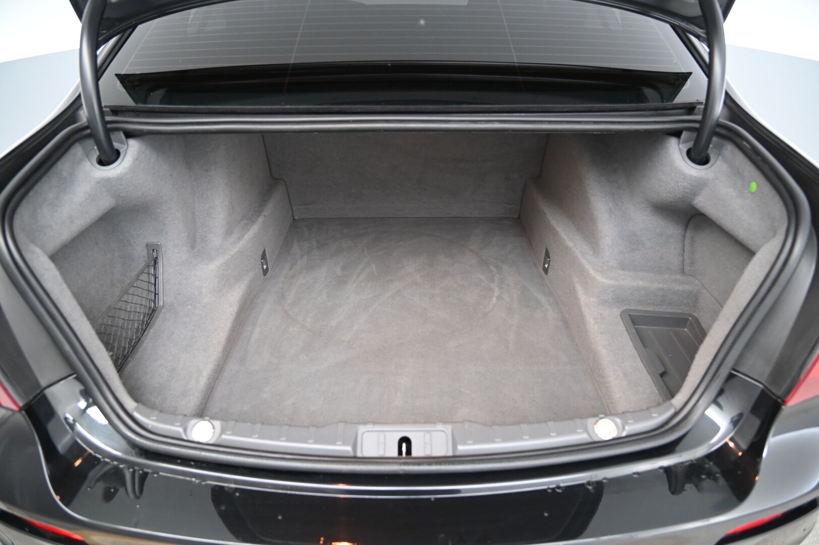 BMW 750d 2013 F02 Sedan 750dL TwinPower Turbo A xDrive M-Sport*HUD / ACC / Digimittaristo / kattoluukku / - *Webasto / Hifi / Soft Close* - HULLUT AVAJAISHULINAT KORKOTARJOUS 3,29 %