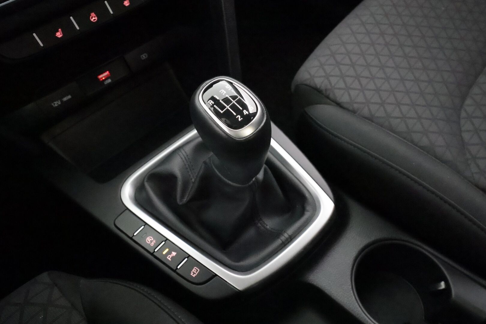 Kia Ceed 2022 1,0 T-GDI 100hv LX 5D * Vakkari / P.kamera / Kaistavahti / Ratinlämmitin / Apple&Android * - Suomi-auto / 2xRenkaat / Merkkihuollettu