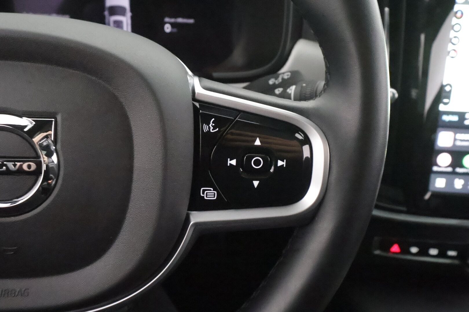 Volvo V90 2022 T6 TwE AWD Business R-Design aut - | Pilot assist | Webasto | Full-LED | Koukku | Panorama | Muistipenkit | P.kamera | Puolinahat | Keyless | Apple&Android | Suomi-auto | Kahdet Renkaat |