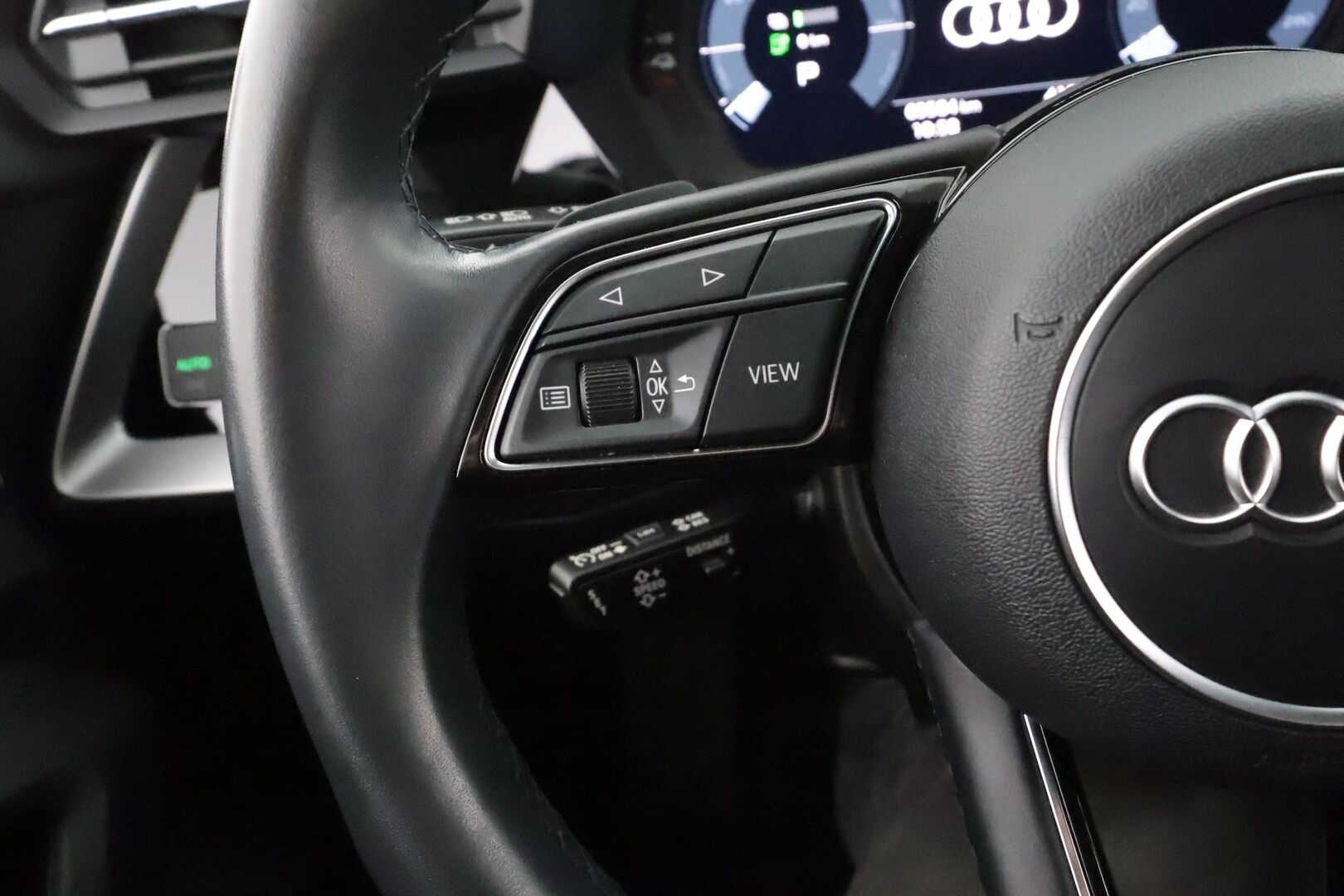 Audi A3 2022 Sportback Business 40 TFSI e 150kW S tronic ** Adapt.vakkari / Kamera / Sähköpenkki / Matrix-LED ** - 1.Om Suomi-auto / Sporttipenkit / Keyless 