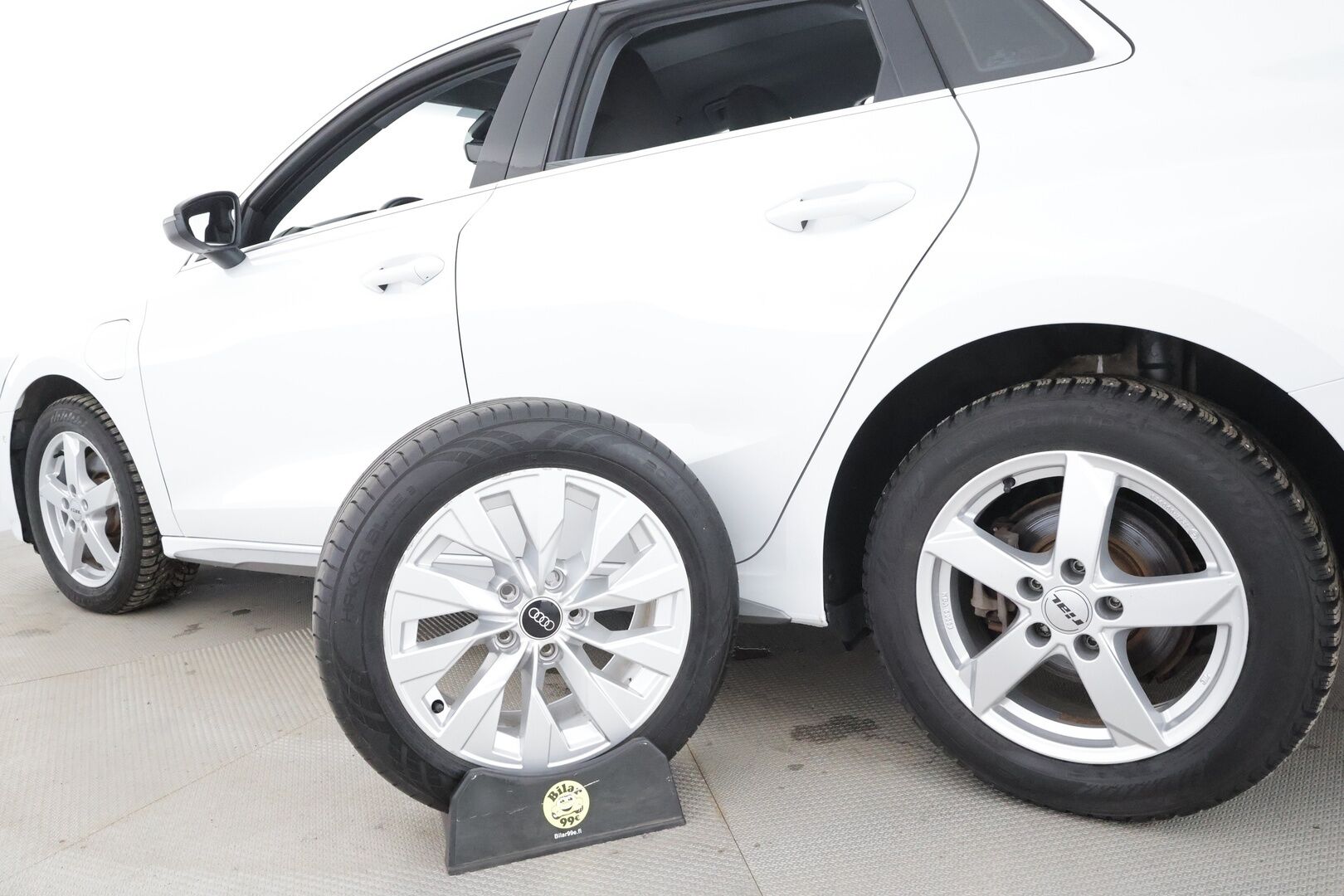 Audi A3 2022 Sportback Business 40 TFSI e 150kW S tronic ** Adapt.vakkari / Kamera / Sähköpenkki / Matrix-LED ** - 1.Om Suomi-auto / Sporttipenkit / Keyless 