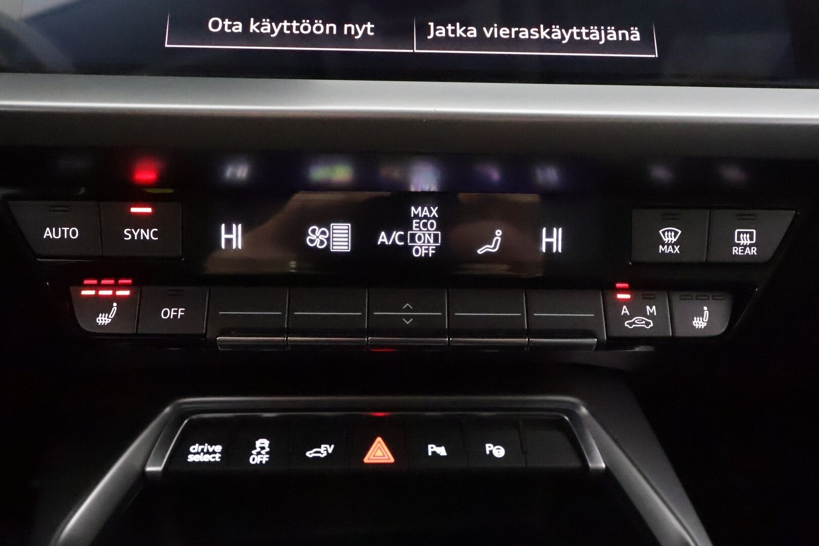 Audi A3 2022 Sportback Business 40 TFSI e 150kW S tronic ** Adapt.vakkari / Kamera / Sähköpenkki / Matrix-LED ** - 1.Om Suomi-auto / Sporttipenkit / Keyless 