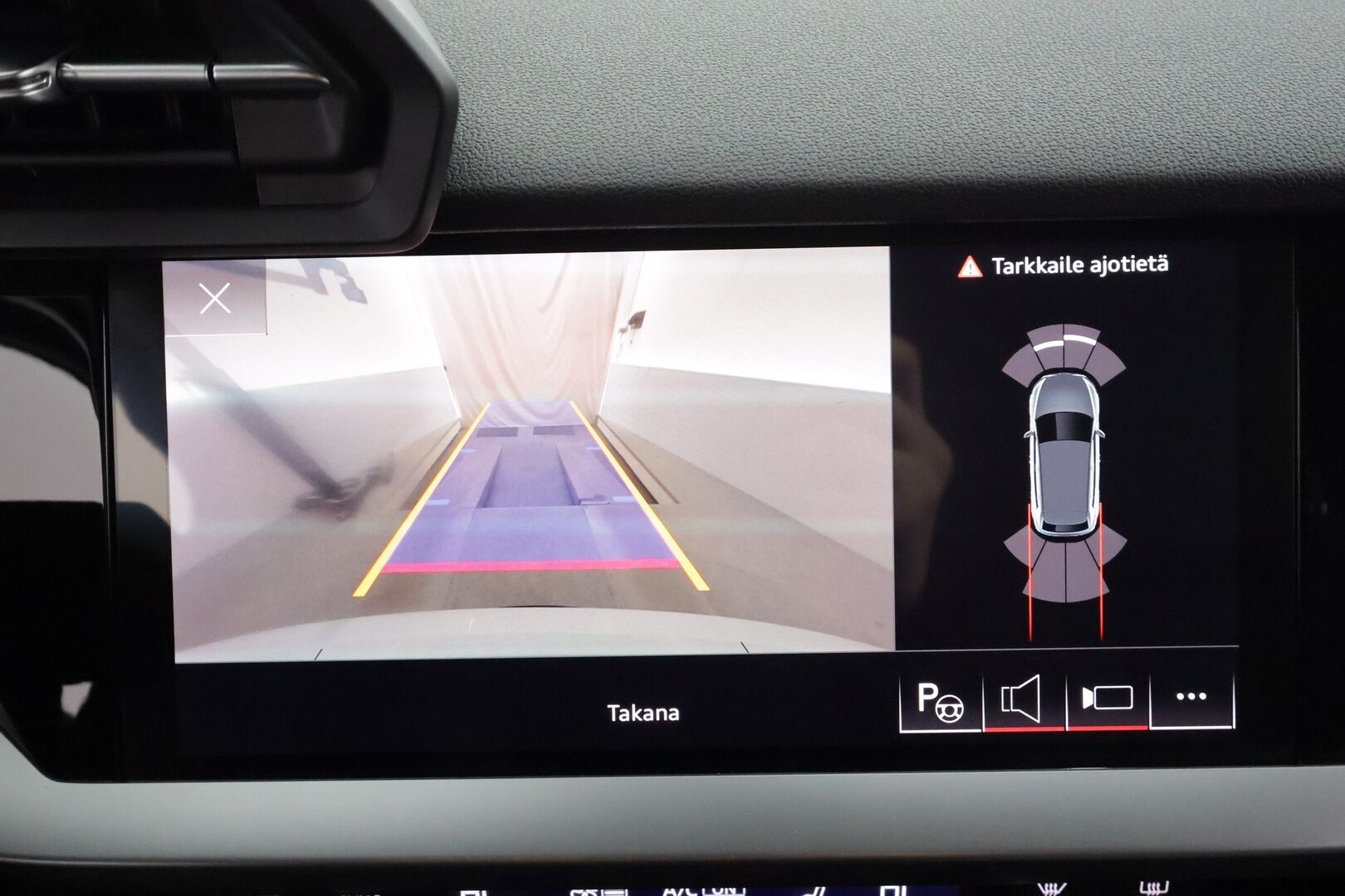 Audi A3 2022 Sportback Business 40 TFSI e 150kW S tronic ** Adapt.vakkari / Kamera / Sähköpenkki / Matrix-LED ** - 1.Om Suomi-auto / Sporttipenkit / Keyless 