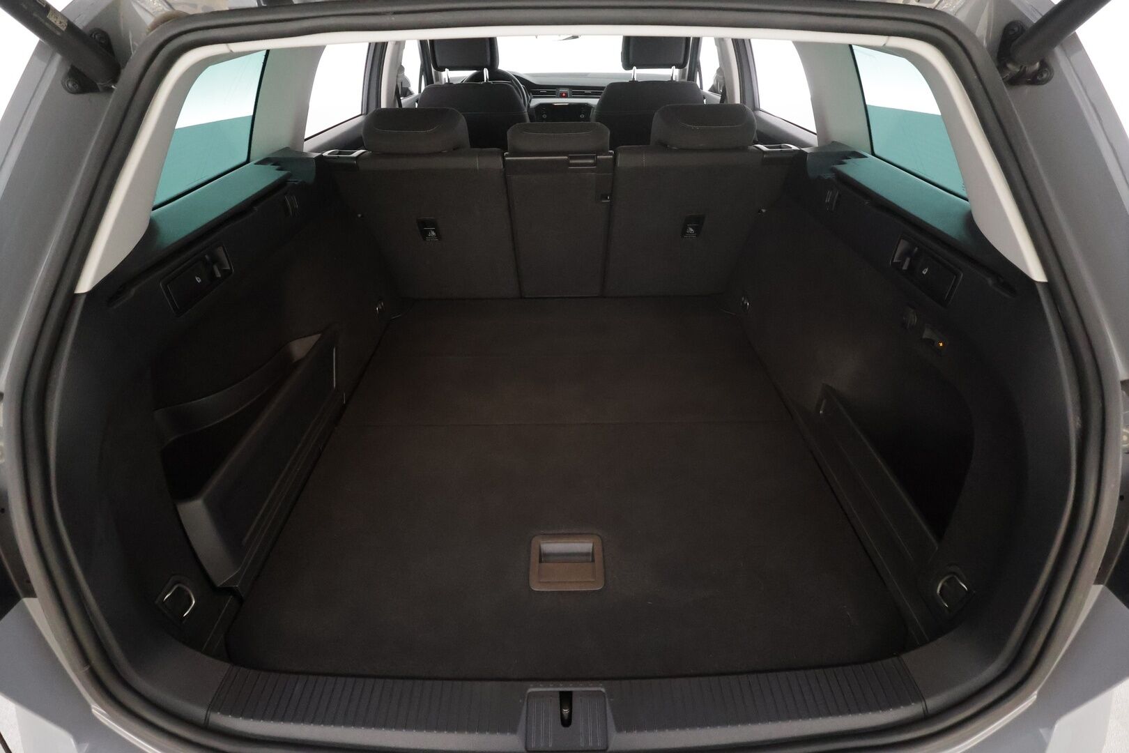 Volkswagen Passat 2022 Style Business2,0 Tdi Scr 110 Kw Dsg * ACC / IQ-Light / Koukku / Webasto / Hierova muistipenkki / Apple&Android * - Suomi-auto / Merkkihuollettu / Kahdet renkaat