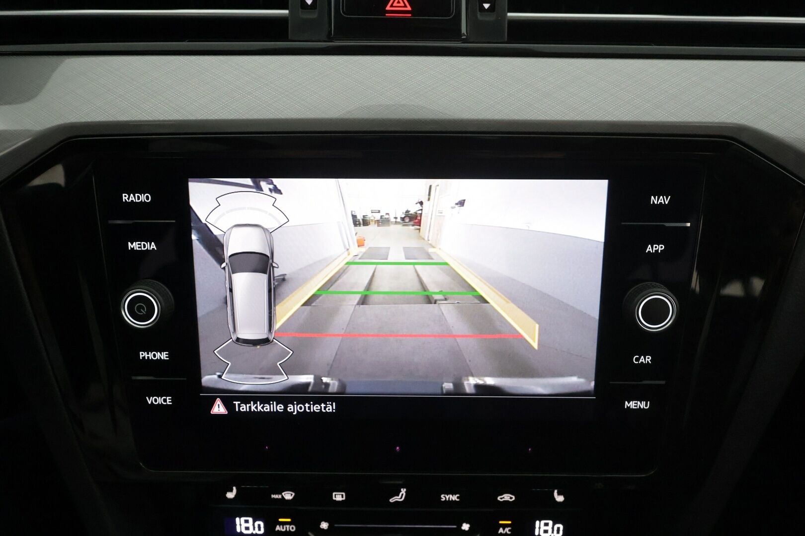 Volkswagen Passat 2022 Style Business2,0 Tdi Scr 110 Kw Dsg * ACC / IQ-Light / Koukku / Webasto / Hierova muistipenkki / Apple&Android * - Suomi-auto / Merkkihuollettu / Kahdet renkaat