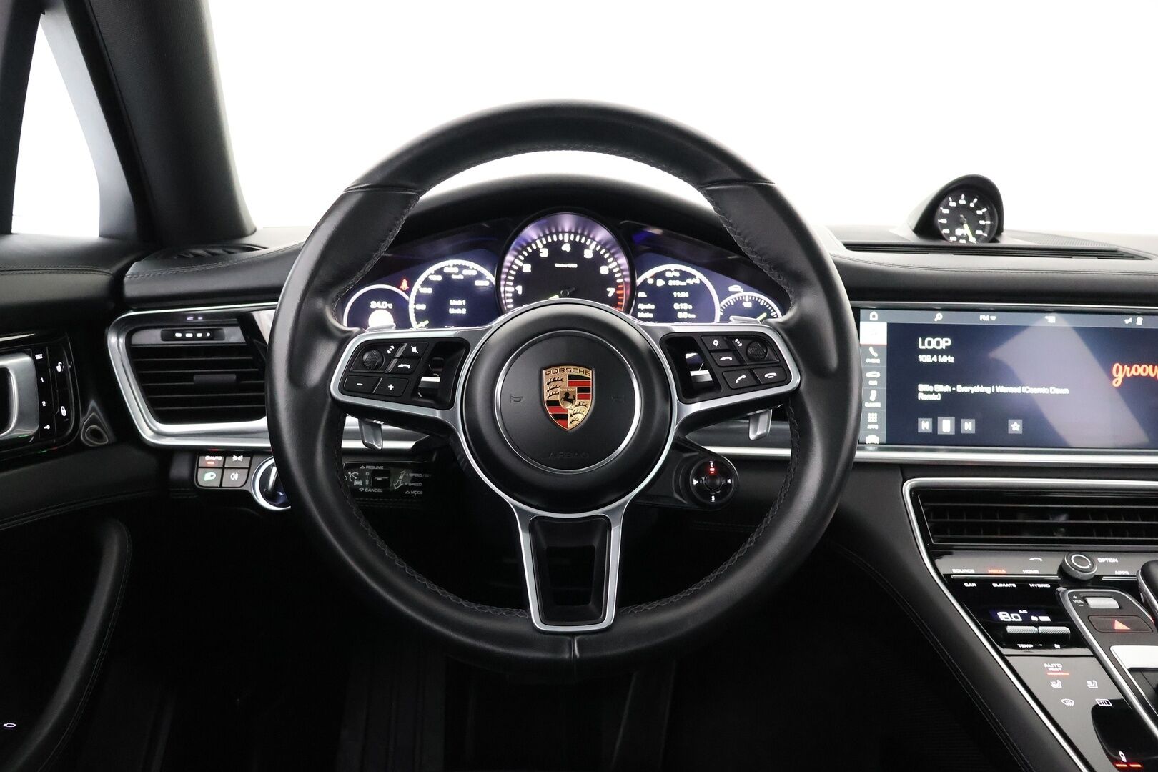 Porsche Panamera 2018 4 E-Hybrid Sport Turismo - ACC | Ilmastoidut & Hierovat Istuimet | BOSE | 14 - Penkit | Panorama | Lane Assist | Sport Chrono | Juuri huollettu!  