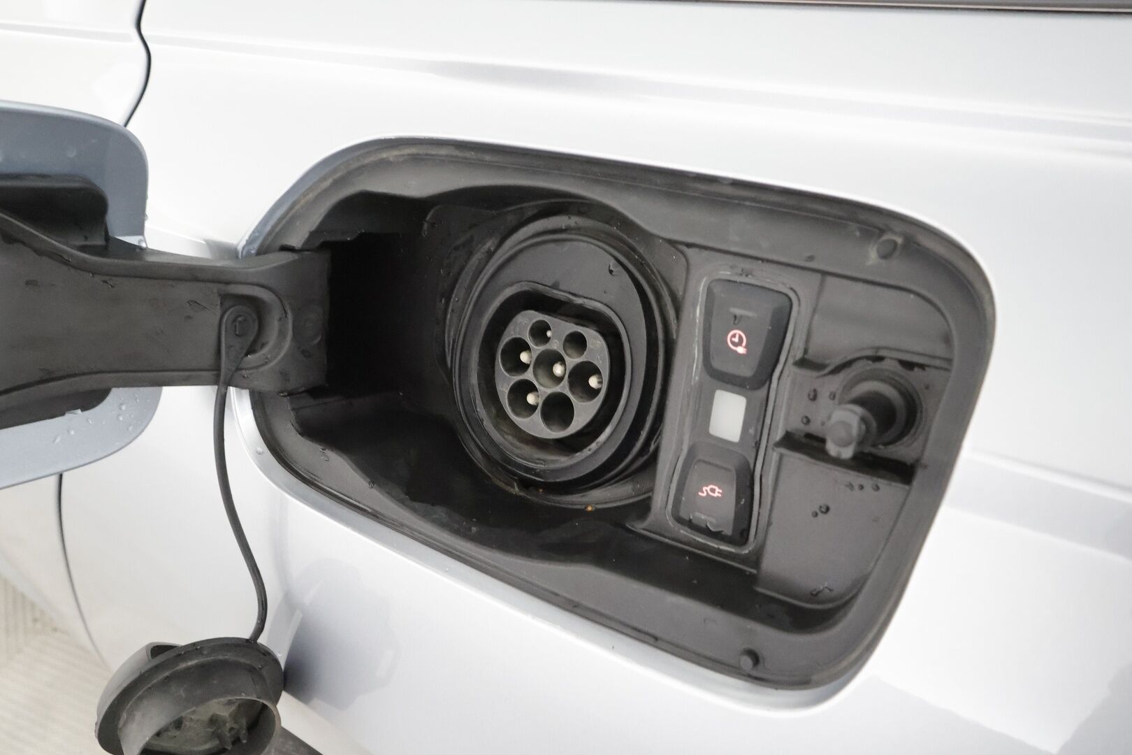 Audi A6 2021 Sedan Business Sport 50 TFSI e quattro Stronic * ACC / LED / P.Kamera / Muistipenkki / Keyless / Nahat / Apple&Android * - Kahdet Renkaat - HULLUT AVAJAISHULINAT KORKOTARJOUS 3,29 %