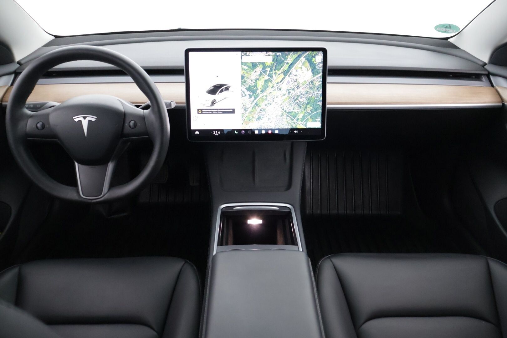 Tesla Model 3 2021 Standard Range Plus *Refresh /Lämpöpumppu /  Lasikatto / Autopilot / Musta nahkasisusta*
