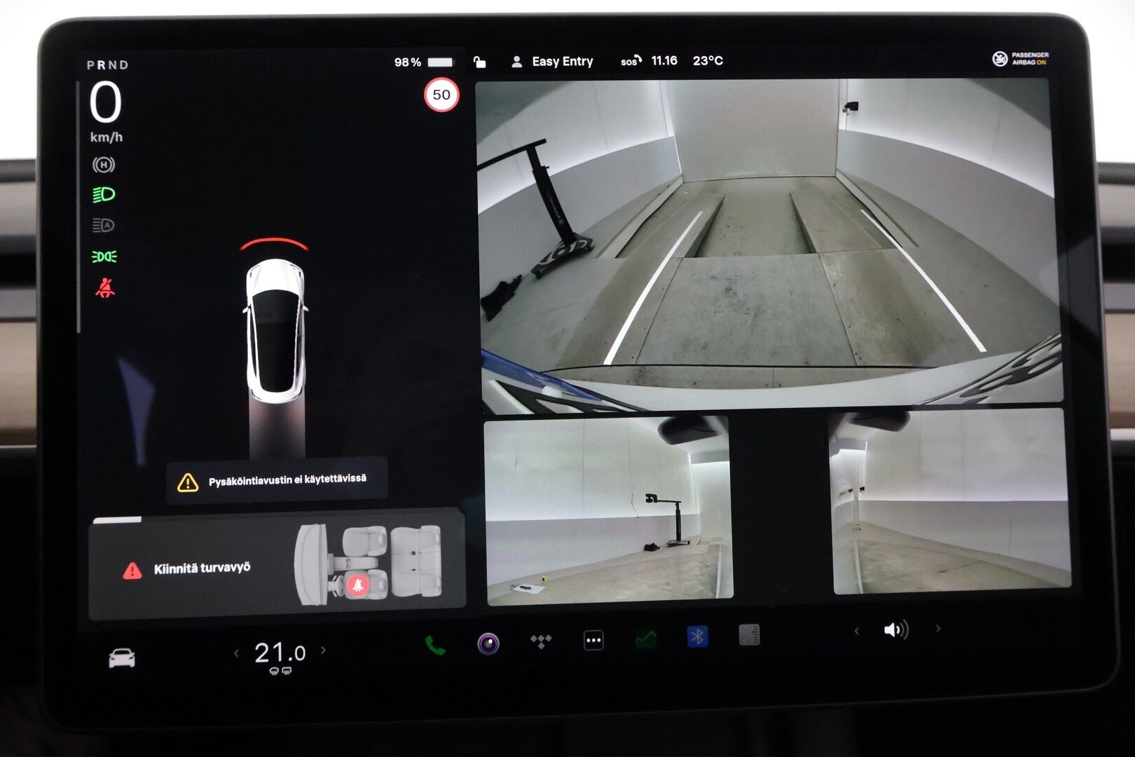 Tesla Model 3 2021 Standard Range Plus *Refresh /Lämpöpumppu /  Lasikatto / Autopilot / Musta nahkasisusta*