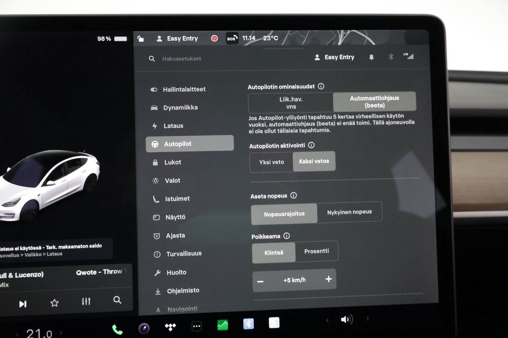 Tesla Model 3 2021 Standard Range Plus *Refresh /Lämpöpumppu /  Lasikatto / Autopilot / Musta nahkasisusta*
