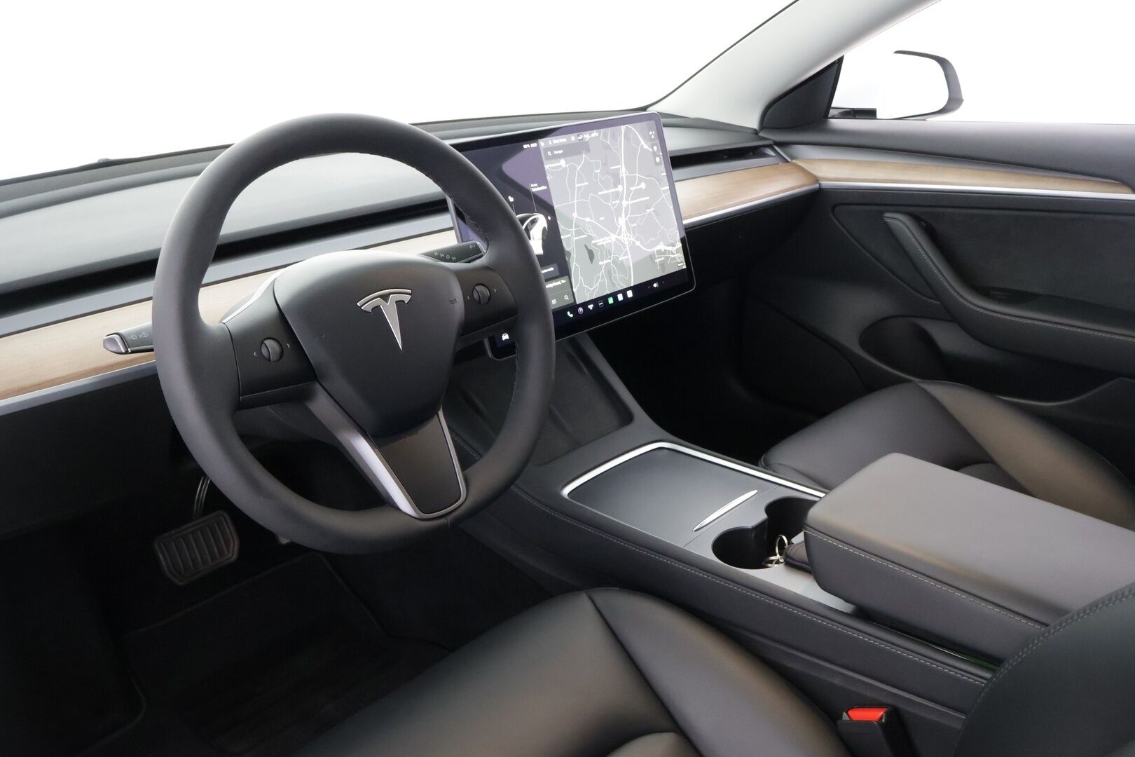 Tesla Model 3 2021 Standard Range Plus *Refresh /Lämpöpumppu /  Lasikatto / Autopilot / Musta nahkasisusta*