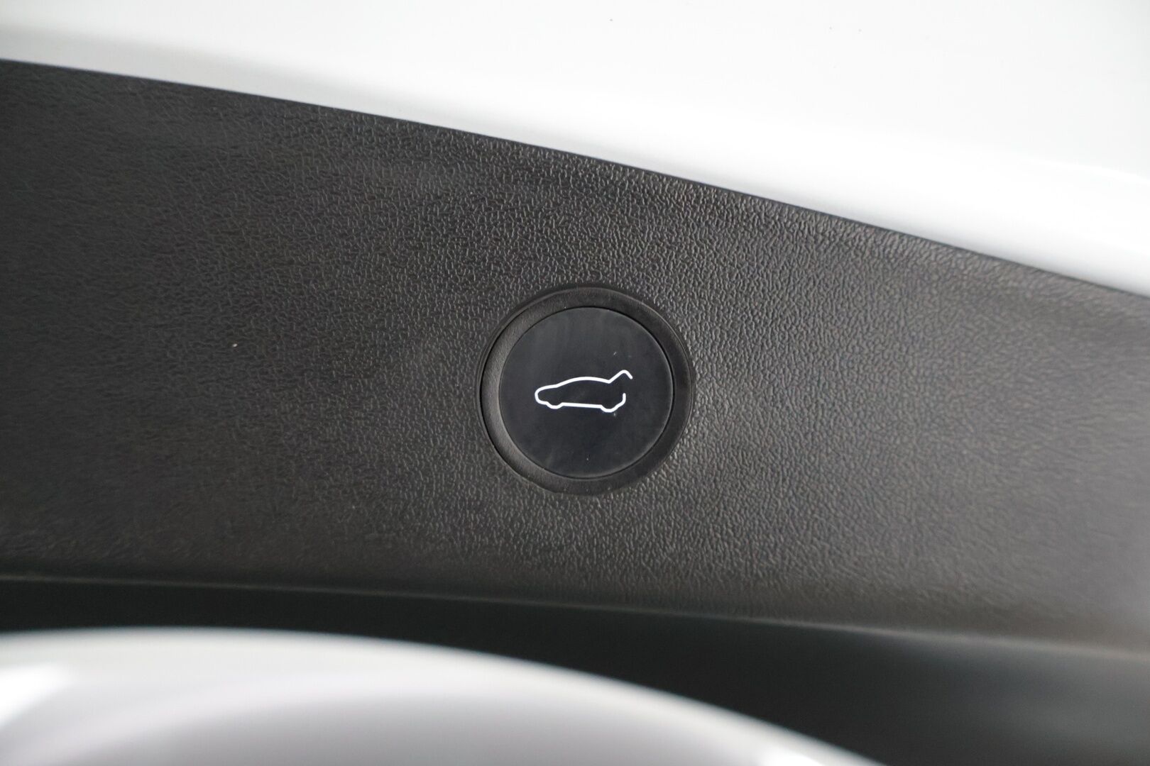 Tesla Model 3 2021 Standard Range Plus *Refresh /Lämpöpumppu /  Lasikatto / Autopilot / Musta nahkasisusta*