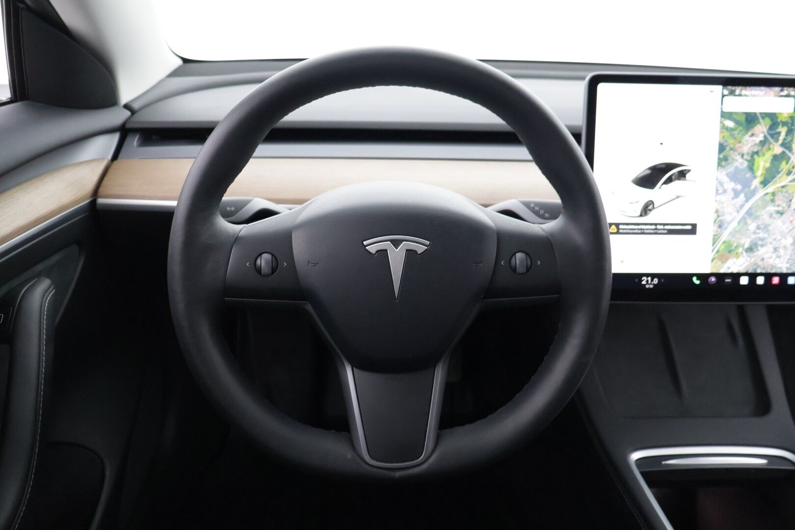 Tesla Model 3 2021 Standard Range Plus *Refresh /Lämpöpumppu /  Lasikatto / Autopilot / Musta nahkasisusta*