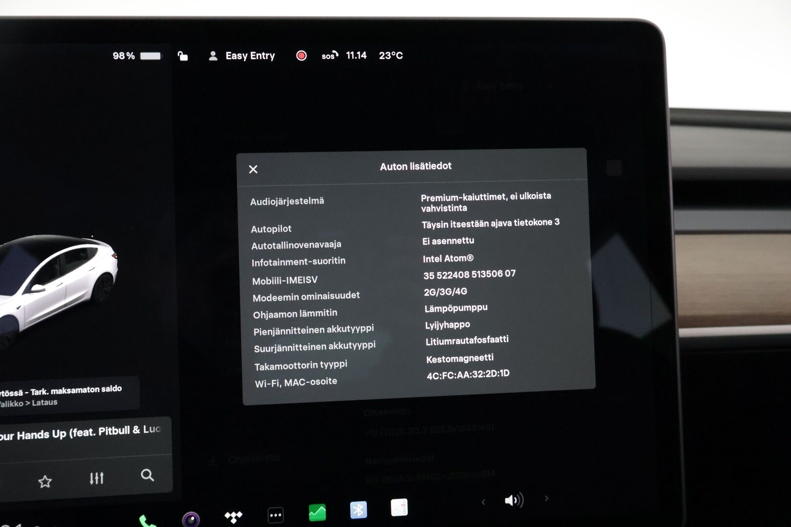 Tesla Model 3 2021 Standard Range Plus *Refresh /Lämpöpumppu /  Lasikatto / Autopilot / Musta nahkasisusta*