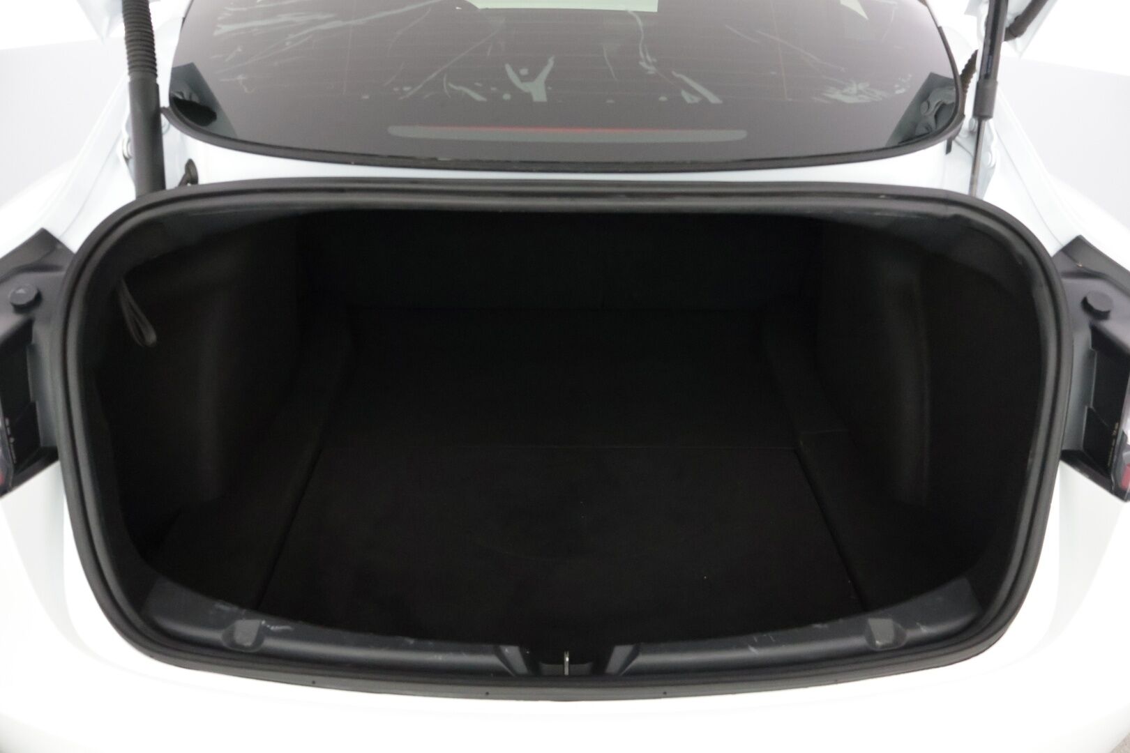 Tesla Model 3 2021 Standard Range Plus *Refresh /Lämpöpumppu /  Lasikatto / Autopilot / Musta nahkasisusta*