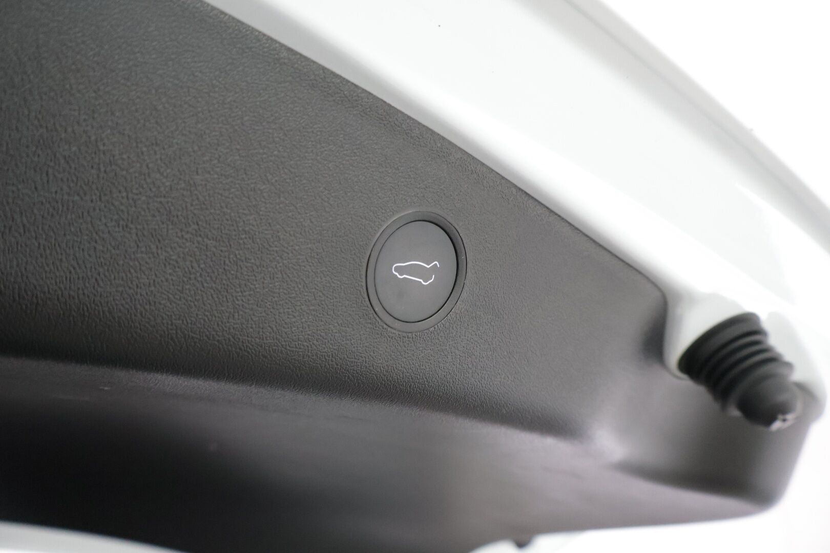 Tesla Model 3 2021 Standard Range Plus *Refresh /Lämpöpumppu /  Lasikatto / Autopilot / Musta nahkasisusta*