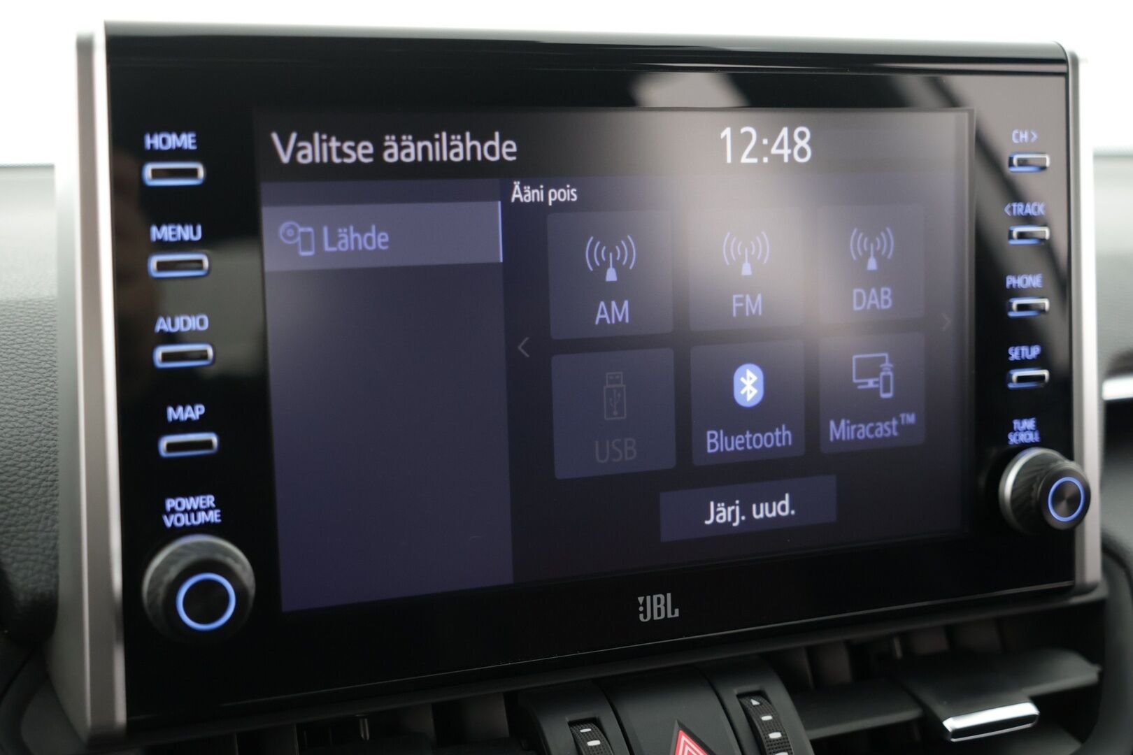 Toyota RAV4 PLUG-IN 2021 2,5 Hybrid AWD-i Business Edition*  Koukku / Kamera / Acc / JBL / * - *Koukku / JBL / ACC / Kamera*