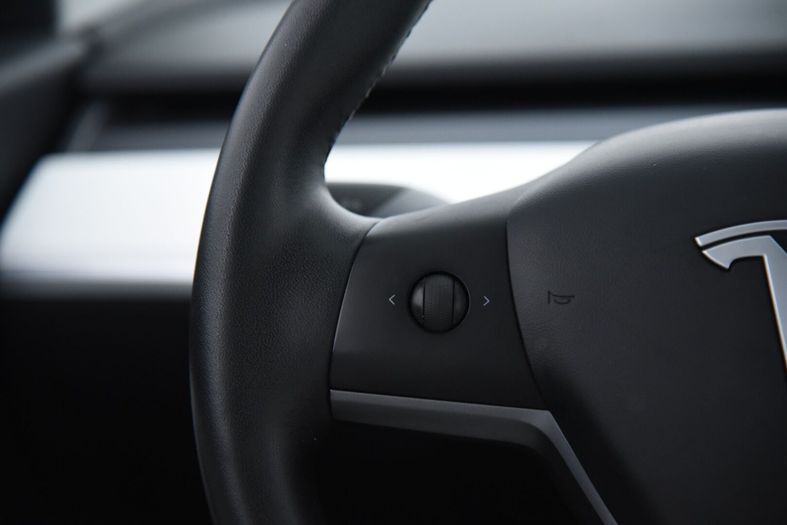 Tesla Model 3 2020 Performance Dual Motor AWD * FSD täysin itsenäinen ajo / Valkoinen sisusta / Premium äänentoisto / Lasikatto * - 2x renkaat / FSD / Vaaleat nahat - HULLUT AVAJAISHULINAT KORKOTARJOUS 3,29 %