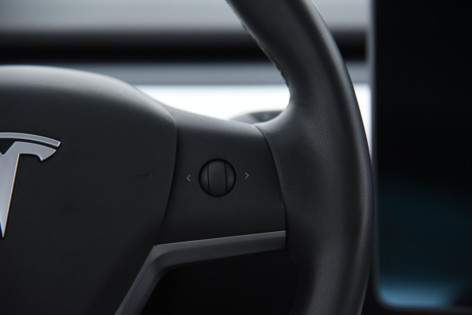 Tesla Model 3 2020 Performance Dual Motor AWD / FSD täysin itsenäinen ajo / Valkoinen sisusta / Premium äänentoisto / Lasikatto - 2x renkaat / FSD / Vaaleat nahat 