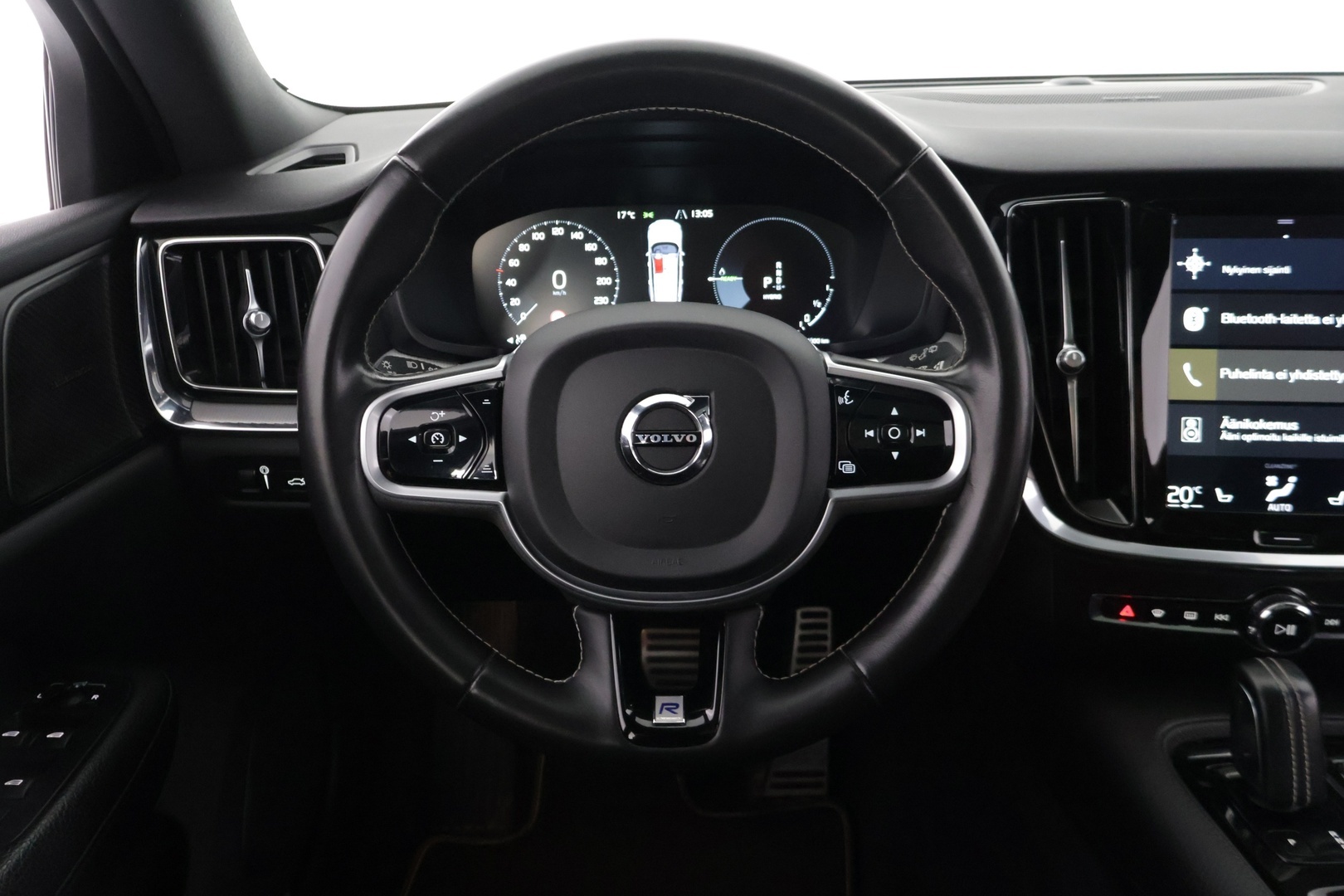 Volvo V60 2020 V60 T6 TwE AWD R-Design aut */ Adapt. vakkari / H&K / Panorama / 360°-kamera / Webasto / Koukku / Juuri saapunut /* - Huippuvarusteltu / Juuri katsastettu / Hihna vaihdettu