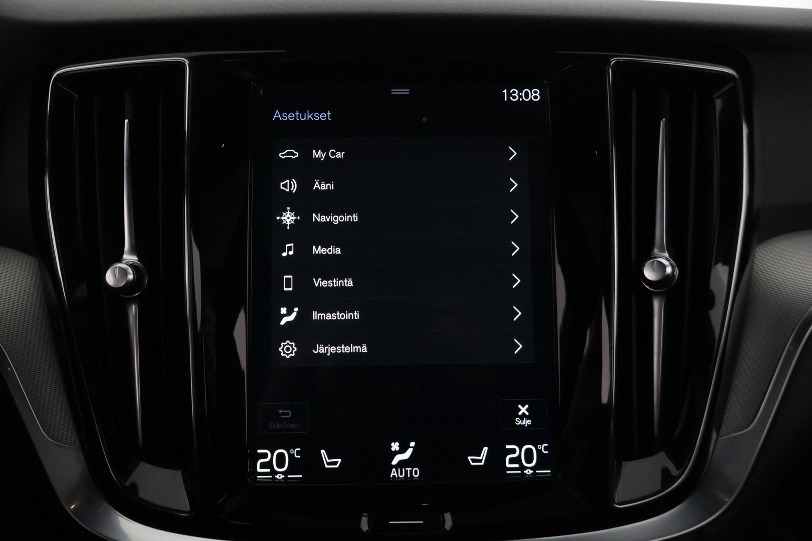 Volvo V60 2020 V60 T6 TwE AWD R-Design aut */ Adapt. vakkari / H&K / Panorama / 360°-kamera / Webasto / Koukku / Juuri saapunut /* - Huippuvarusteltu / Juuri katsastettu / Hihna vaihdettu