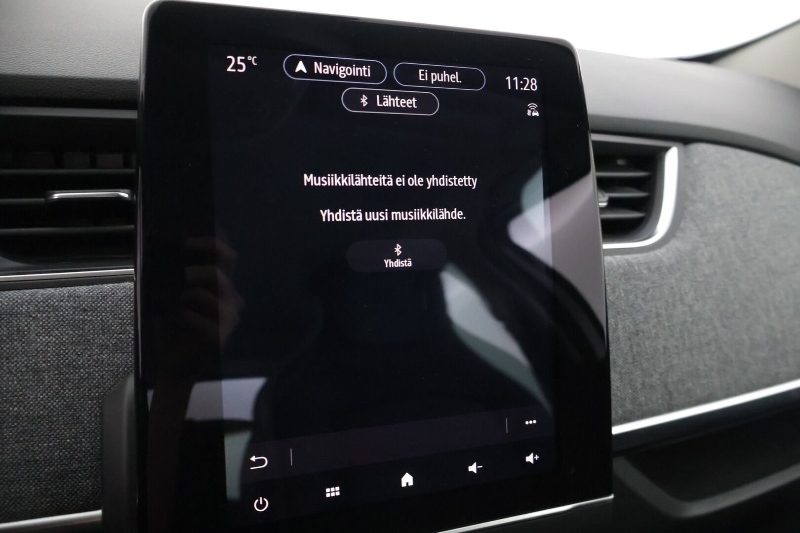 Renault Zoe 2020 Z.E. 50 R135 Intens * BLIS / Navi / P-Kamera / Keyless / Vakkari / Puolinahkasisusta * - * Kahdet vanteet & renkaat / Merkkihuollot *