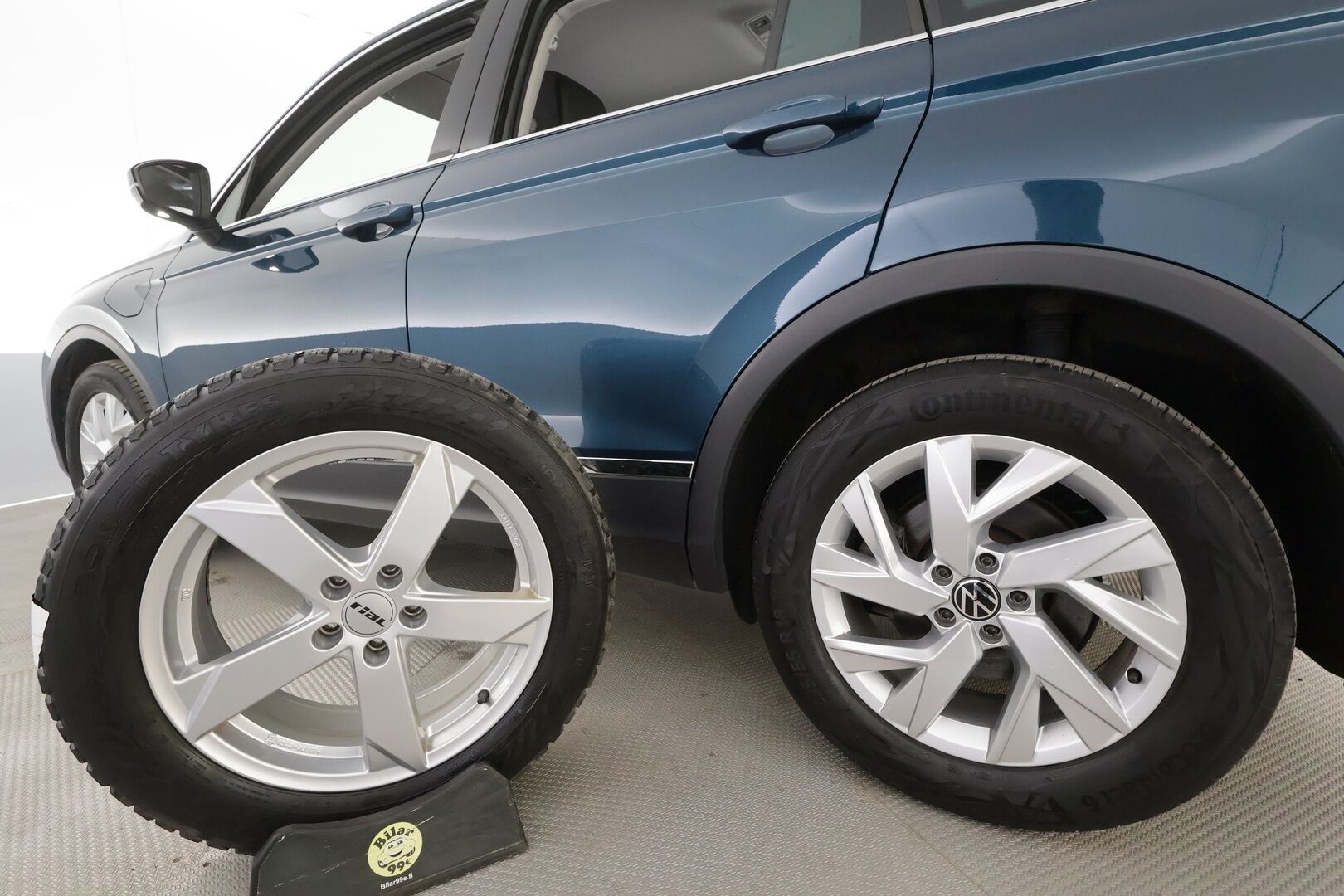 Volkswagen Tiguan 2022 Style eHybrid 180 kW DSG-automaatti - | ACC | Matrix-LED | P.Kamera | Kaistavahti | Keyless | Apple&Android | Digimittaristo | Facelift | 1-om Suomi-auto | 2x Latauskaapelit | Kahdet renkaat | Merkkihuollot |