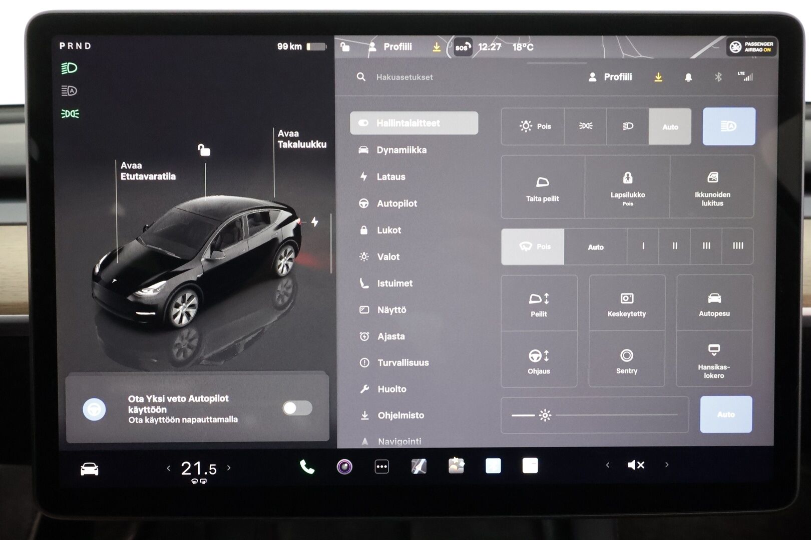 Tesla Model Y 2022 Long Range - | Koukku | ILP | Lasikatto | ACC | Matrix-LED | P.Kamera | Muistipenkki | Premium Audio | Navi | Kaistavahti | Keyless | 2x Latauskaapelit | Kahdet renkaat | 1-om Suomi-auto |