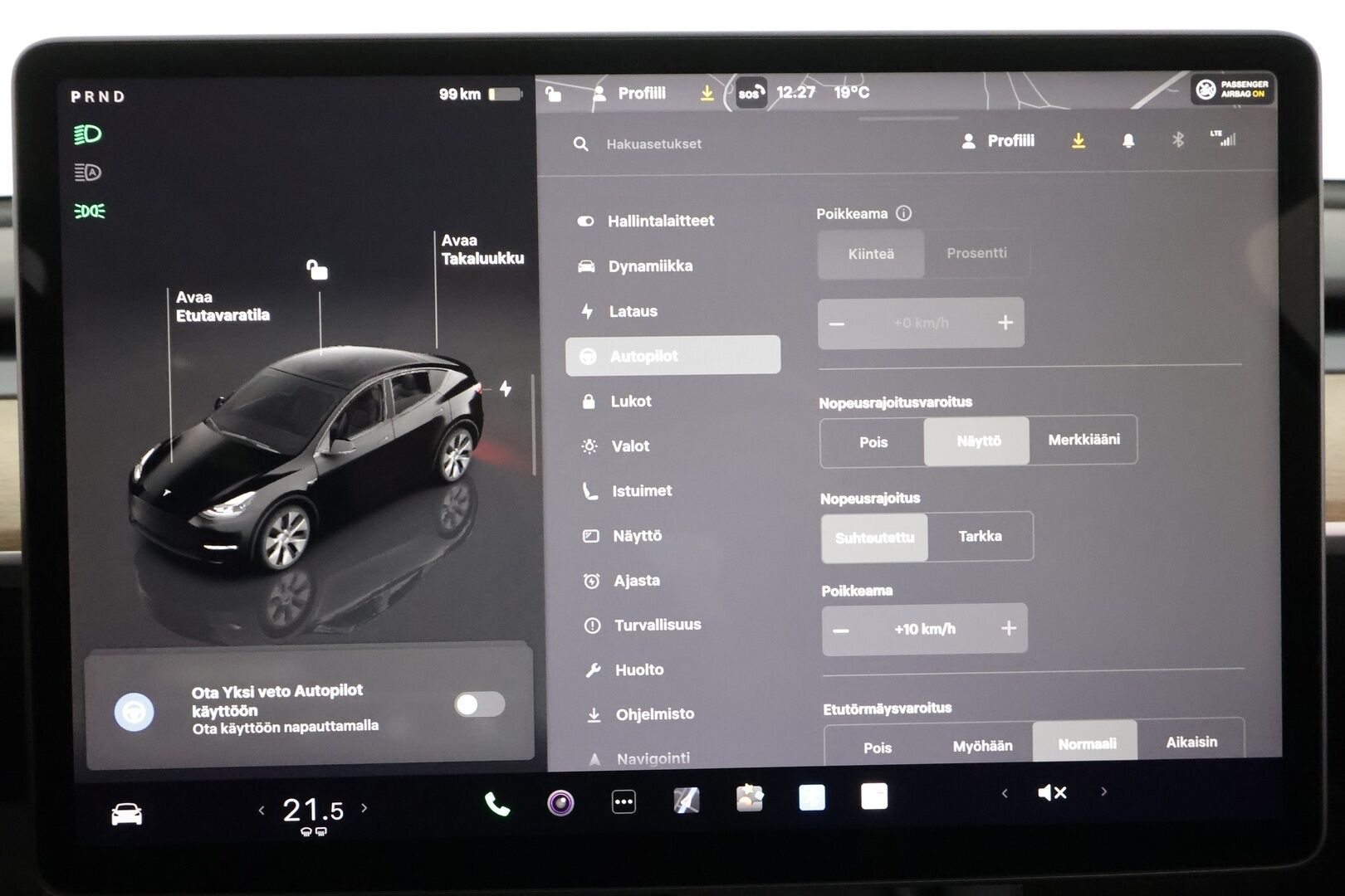 Tesla Model Y 2022 Long Range - | Koukku | ILP | Lasikatto | ACC | Matrix-LED | P.Kamera | Muistipenkki | Premium Audio | Navi | Kaistavahti | Keyless | 2x Latauskaapelit | Kahdet renkaat | 1-om Suomi-auto |